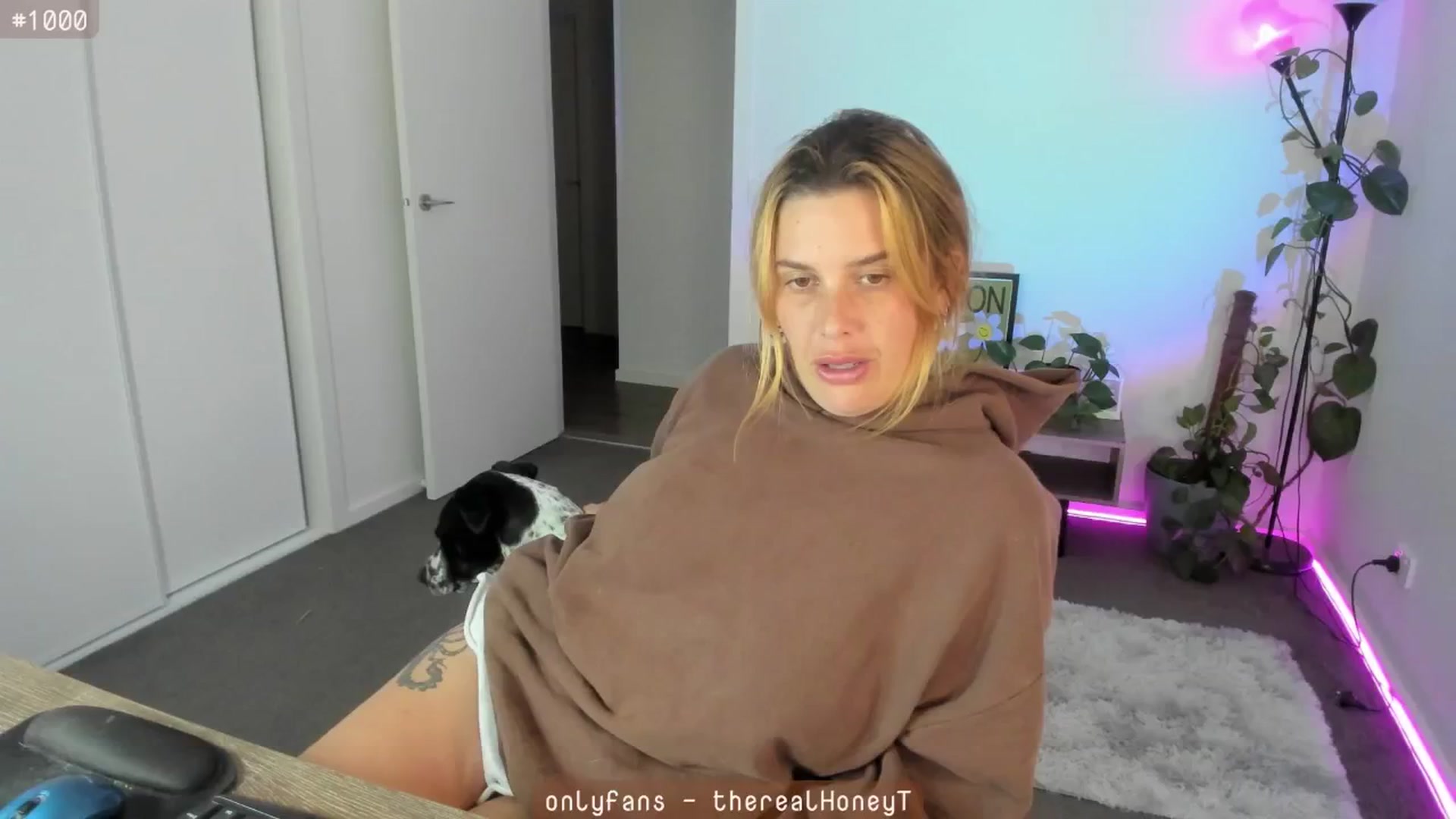 Gallery image thumbnail from HoneyTits_'s myfreecams stream on, 05/06/2024, 10:56 image 16 of 20