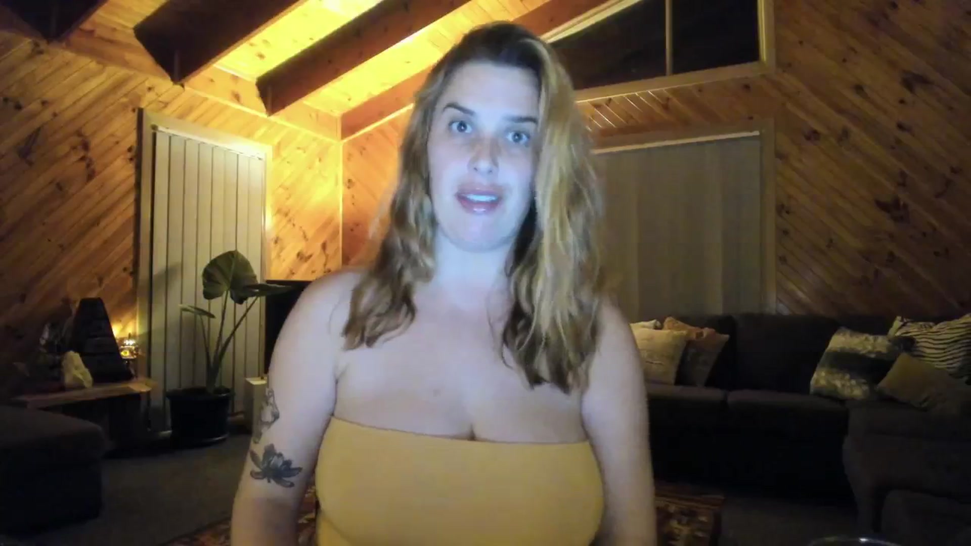 Gallery image thumbnail from HoneyTits_'s myfreecams stream on, 06/12/2024, 10:54 image 15 of 20