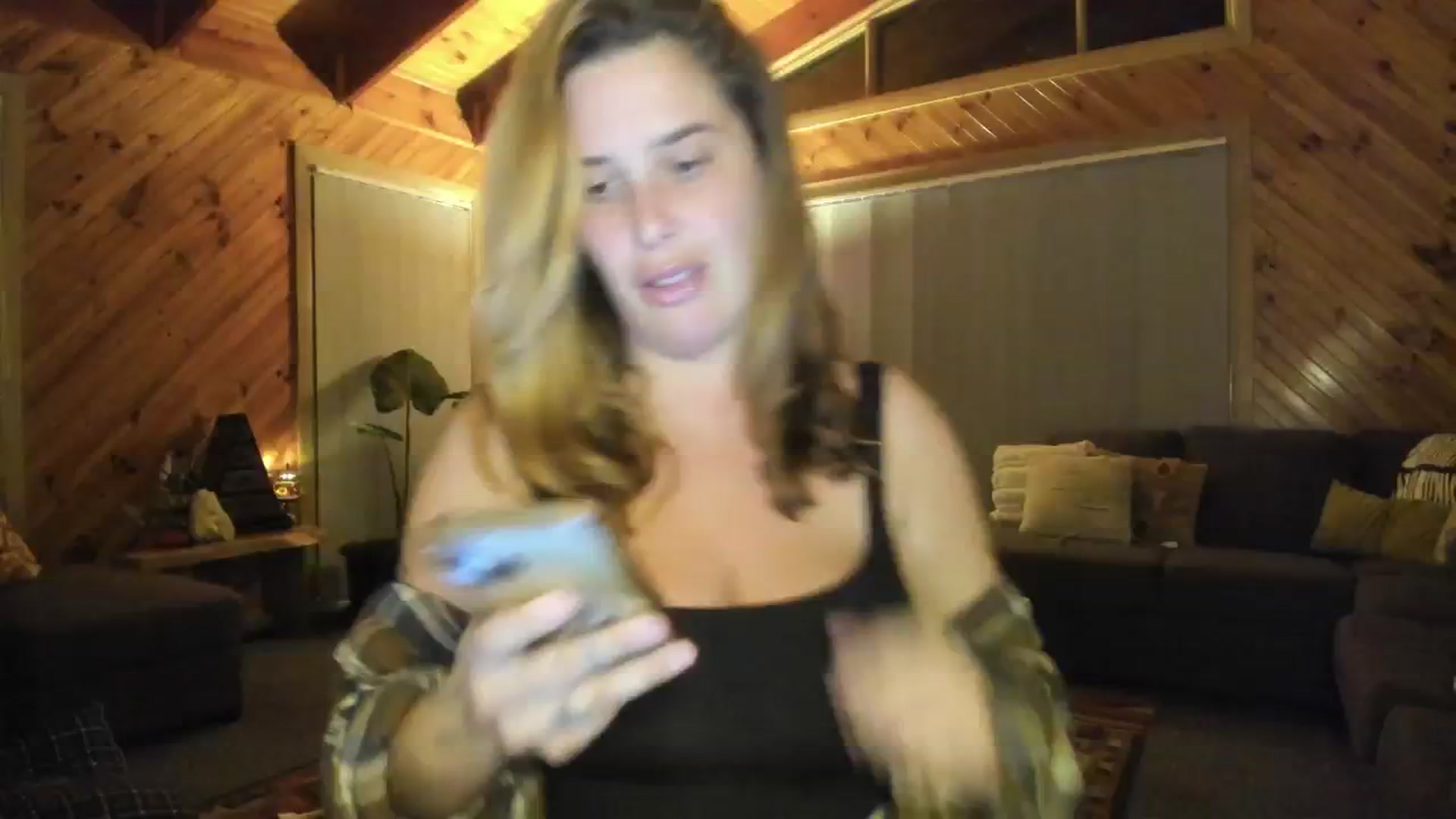 Gallery image thumbnail from HoneyTits_'s myfreecams stream on, 06/14/2024, 08:03 image 5 of 20