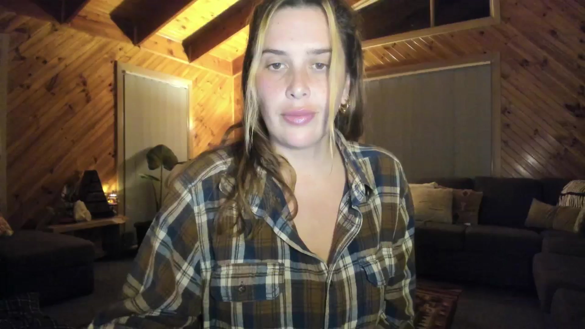 Gallery image thumbnail from HoneyTits_'s myfreecams stream on, 06/14/2024, 08:50 image 20 of 20
