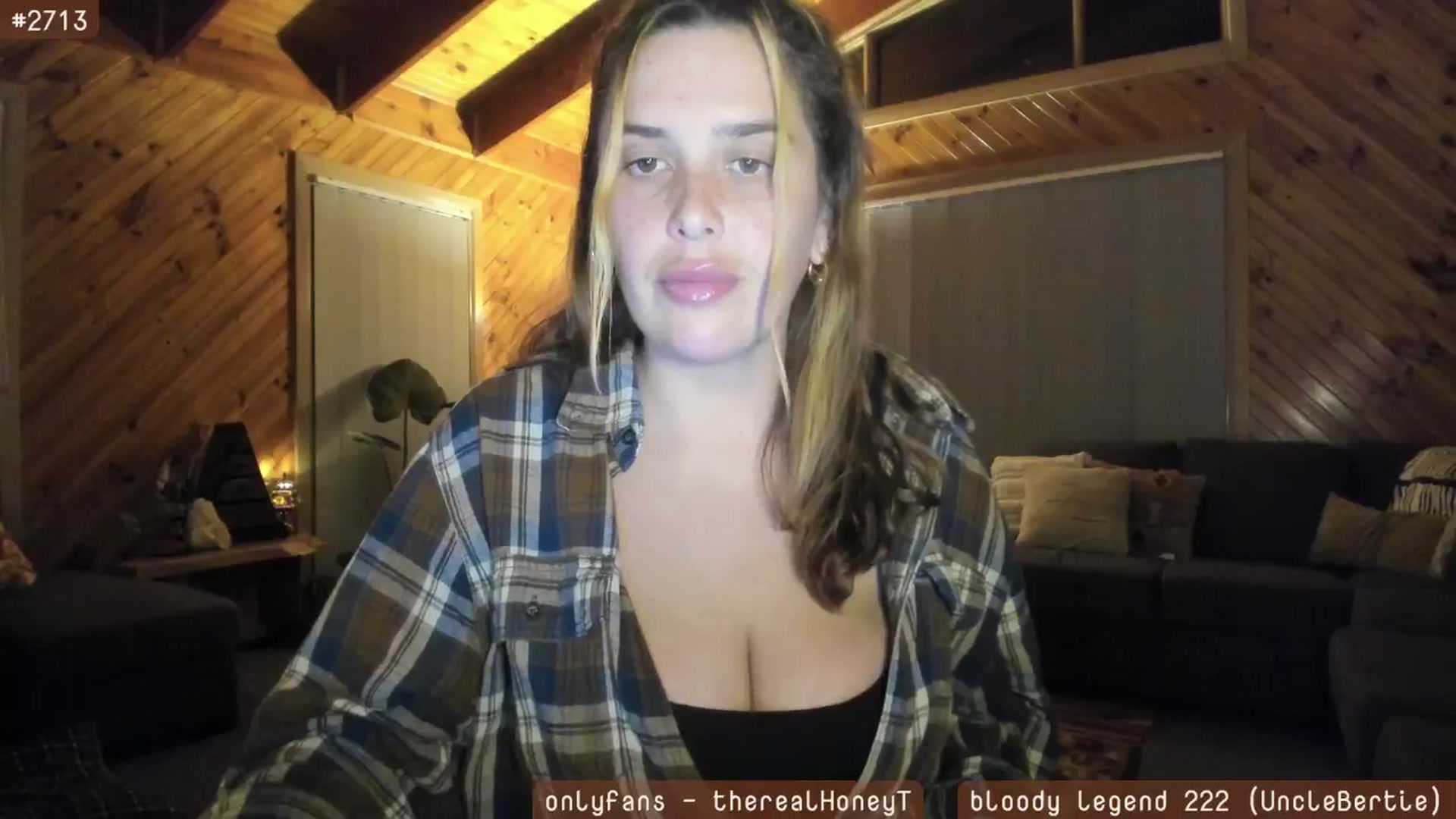 Gallery image thumbnail from HoneyTits_'s myfreecams stream on, 06/14/2024, 09:21 image 17 of 20