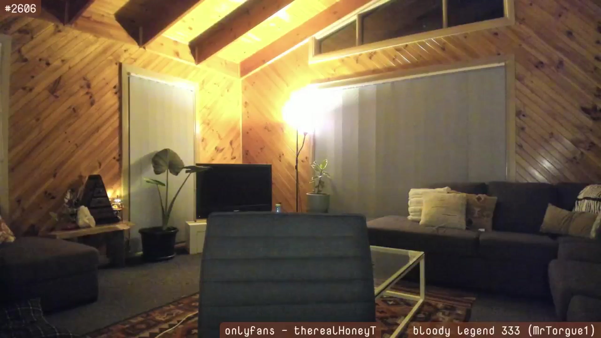Gallery image thumbnail from HoneyTits_'s myfreecams stream on, 06/14/2024, 09:44 image 16 of 20