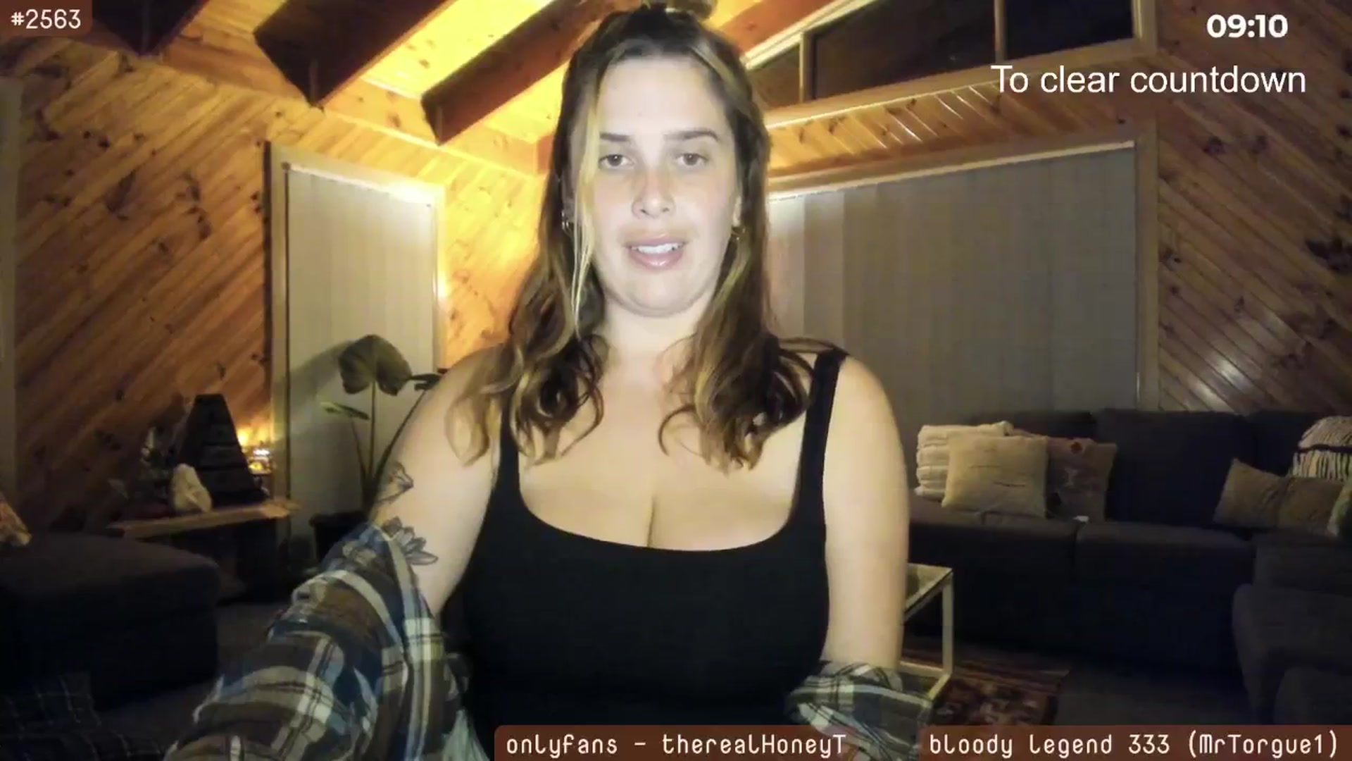 Gallery image thumbnail from HoneyTits_'s myfreecams stream on, 06/14/2024, 09:57 image 19 of 20