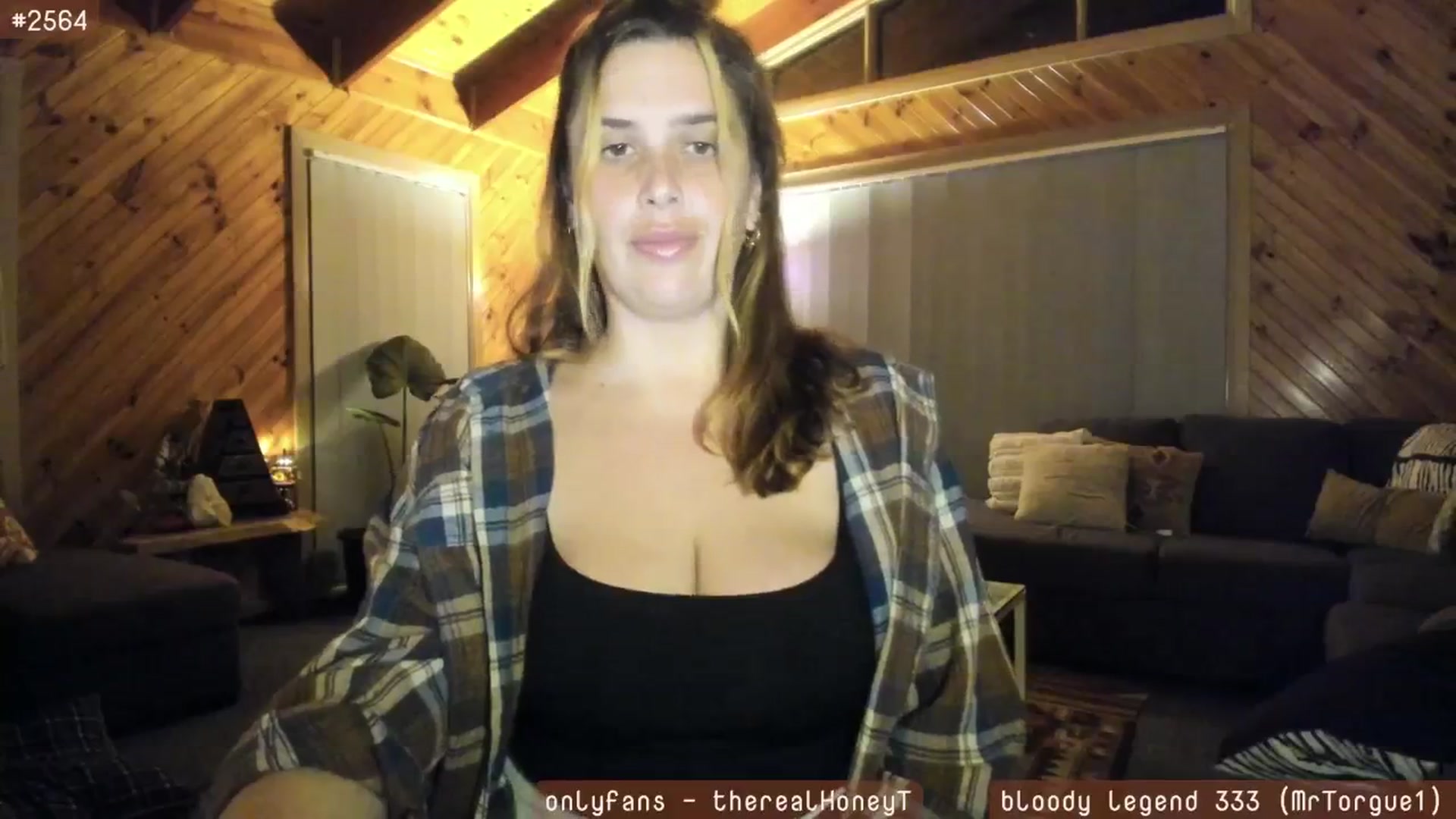 Gallery image thumbnail from HoneyTits_'s myfreecams stream on, 06/14/2024, 10:26 image 8 of 20