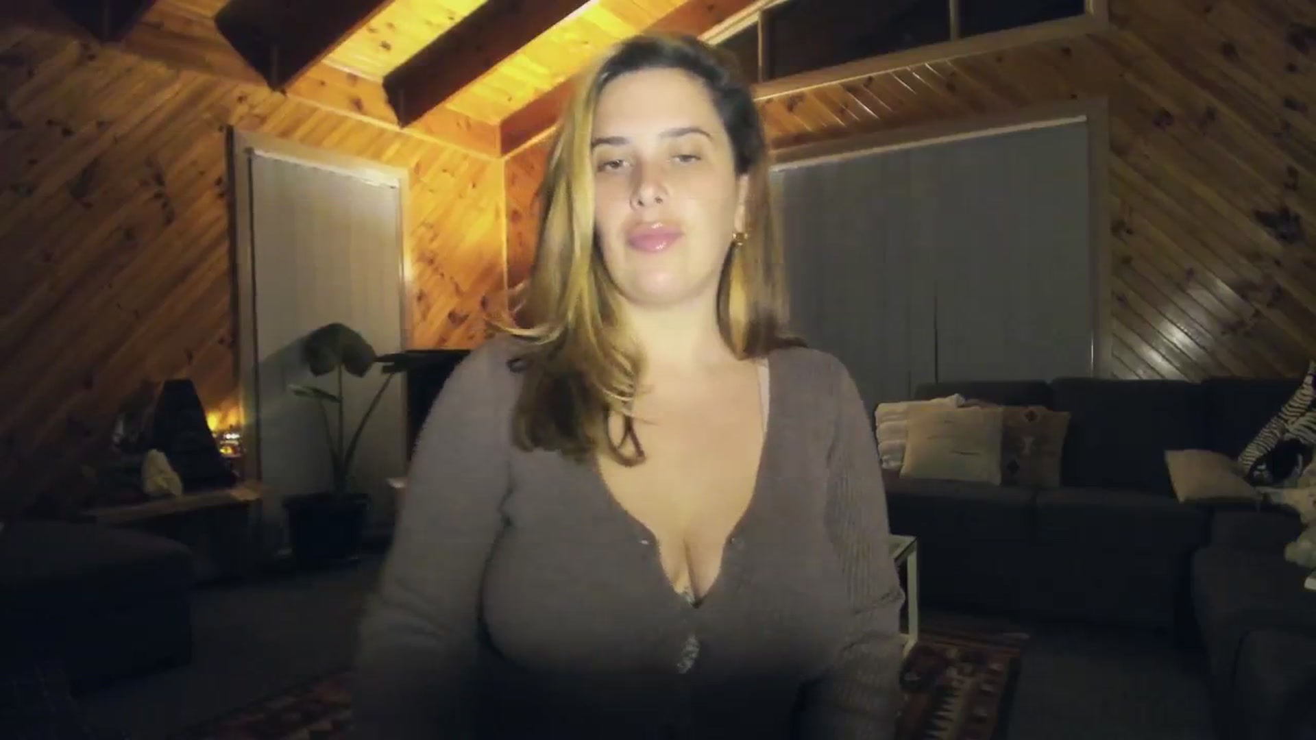 Gallery image thumbnail from HoneyTits_'s myfreecams stream on, 06/15/2024, 08:54 image 8 of 20