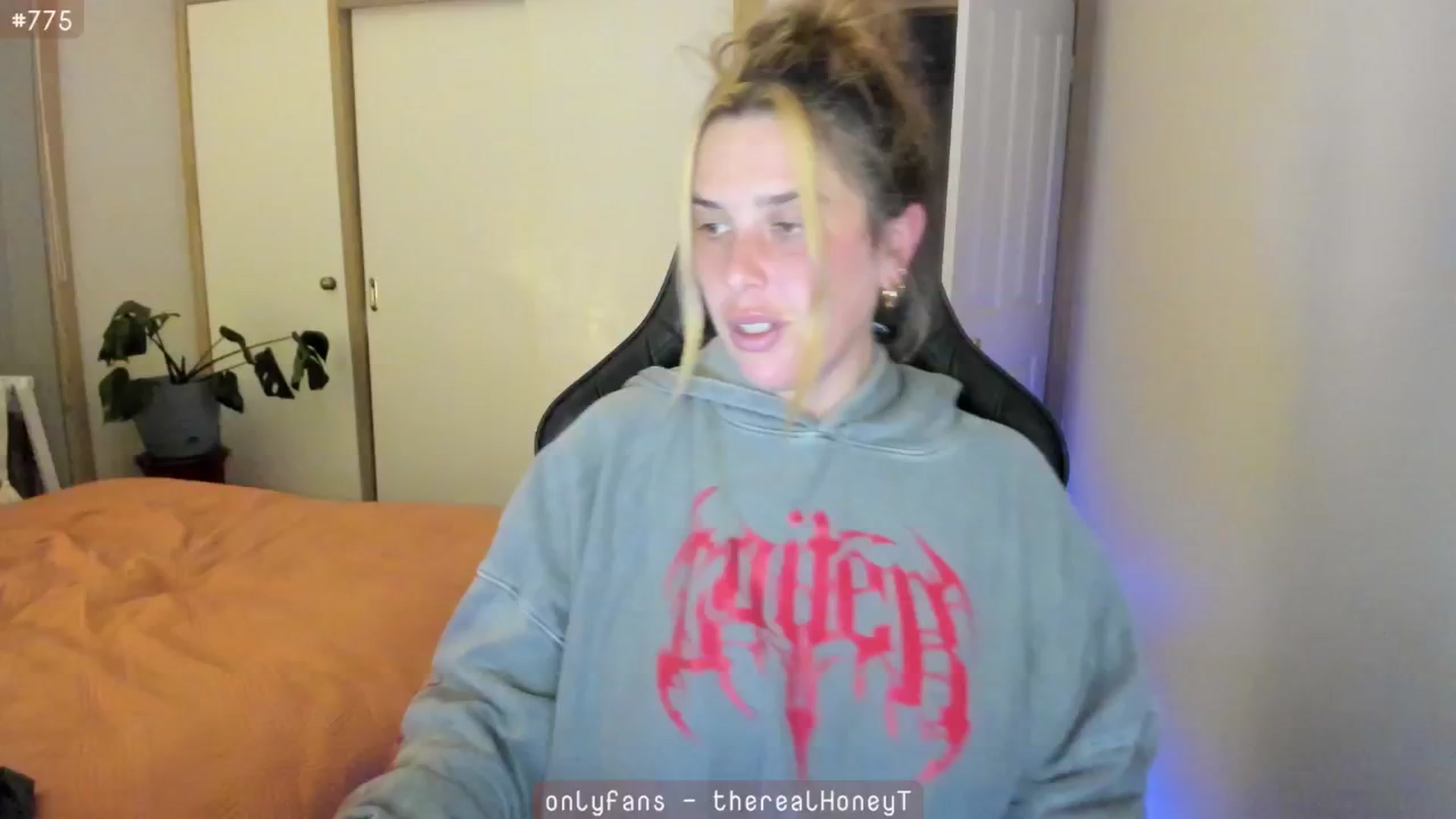 Gallery image thumbnail from HoneyTits_'s myfreecams stream on, 07/03/2024, 10:15 image 13 of 20