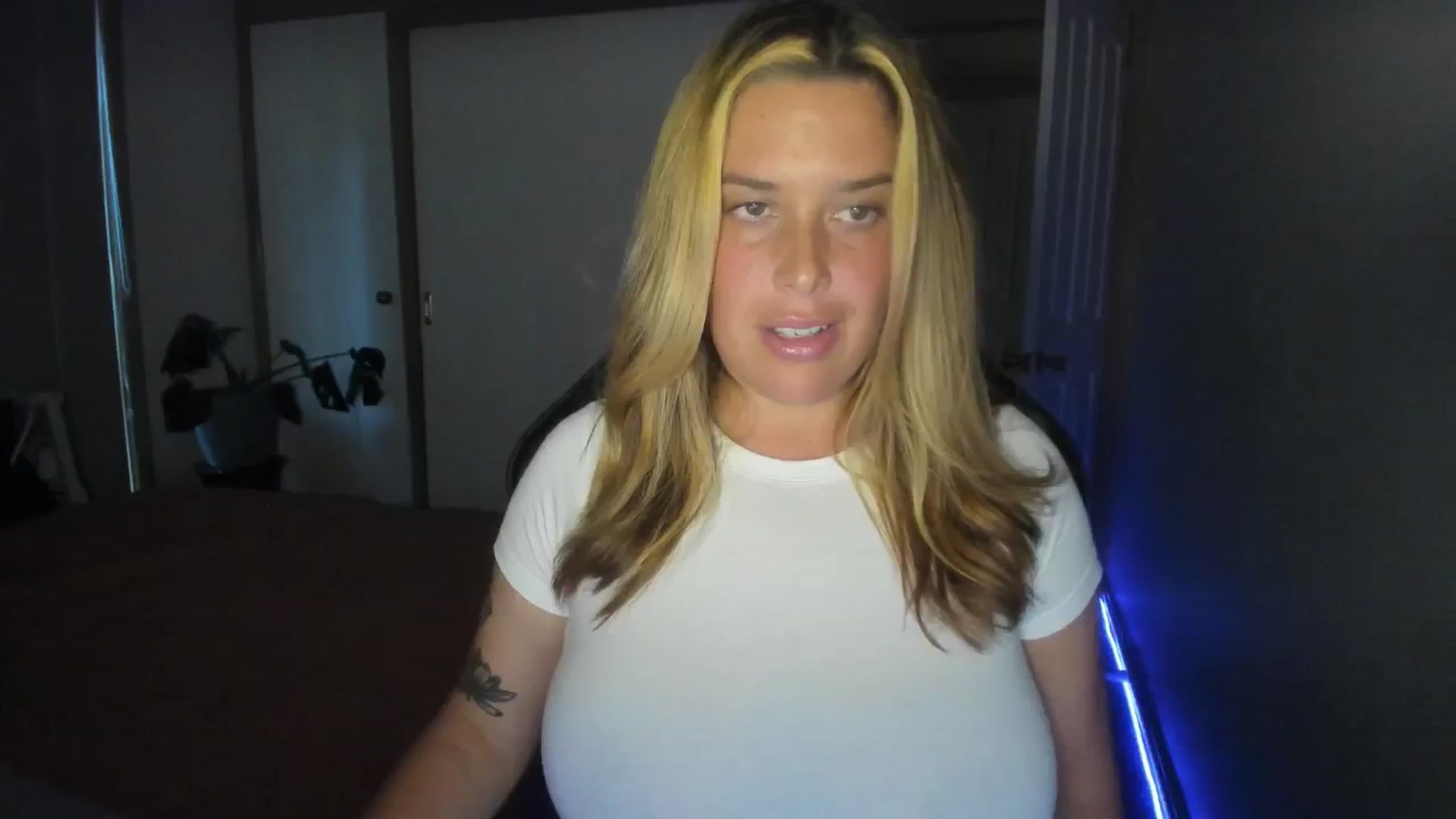 Gallery image thumbnail from HoneyTits_'s myfreecams stream on, 07/10/2024, 07:03 image 2 of 20