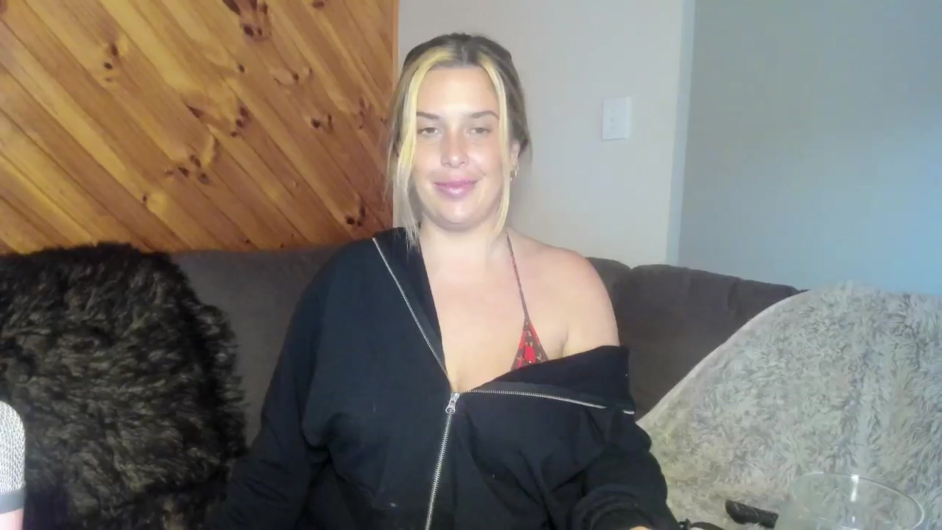 Gallery image thumbnail from HoneyTits_'s myfreecams stream on, 07/13/2024, 06:27 image 20 of 20