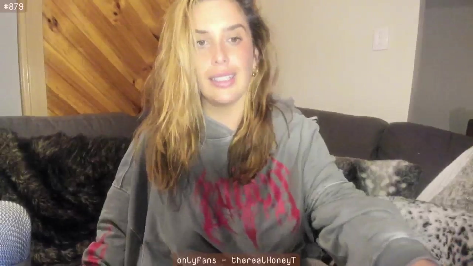 Gallery image thumbnail from HoneyTits_'s myfreecams stream on, 07/16/2024, 10:28 image 2 of 20