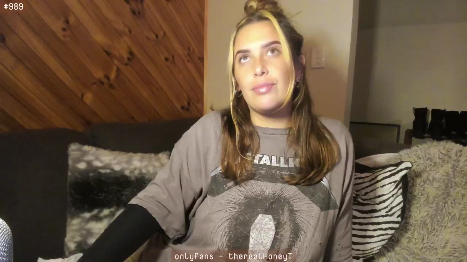 Gallery image thumbnail from HoneyTits_'s myfreecams stream on, 07/23/2024, 10:31 image 7 of 20