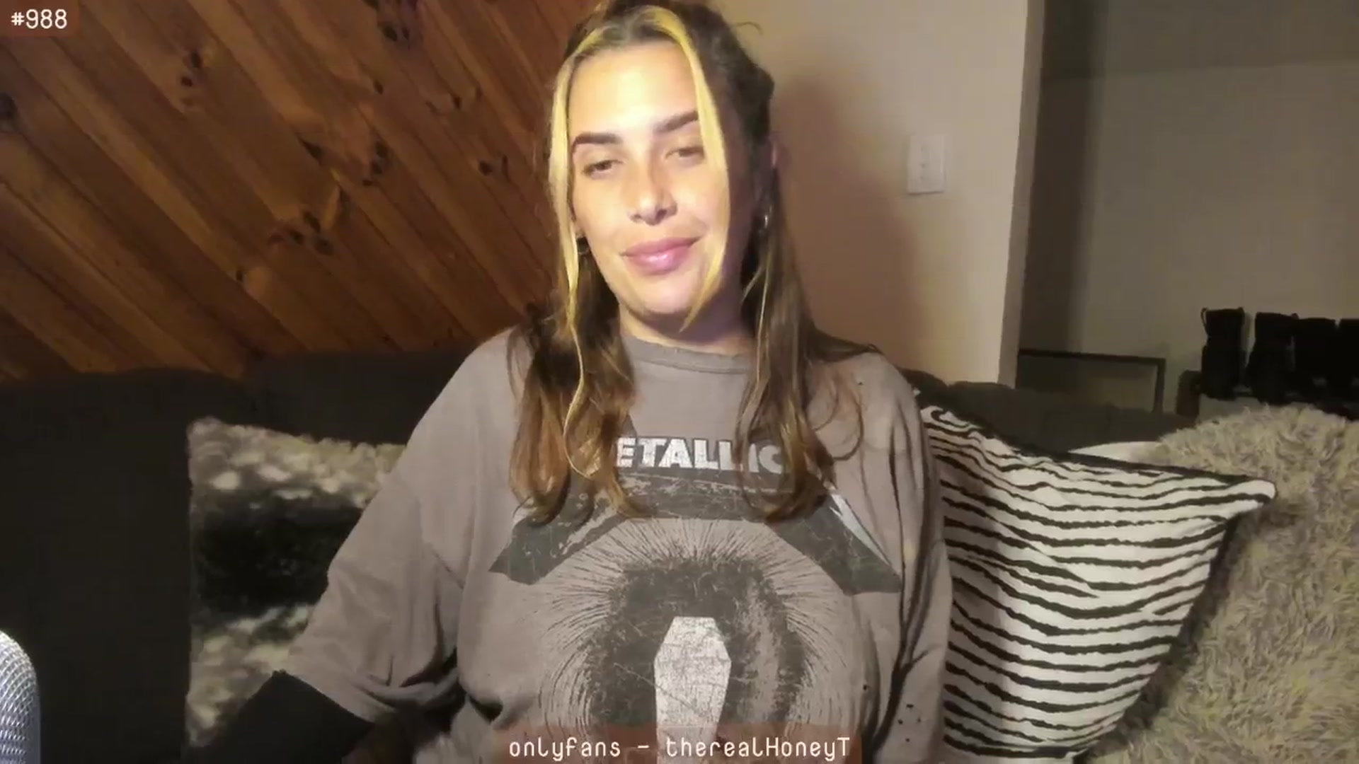 Gallery image thumbnail from HoneyTits_'s myfreecams stream on, 07/23/2024, 10:31 image 19 of 20