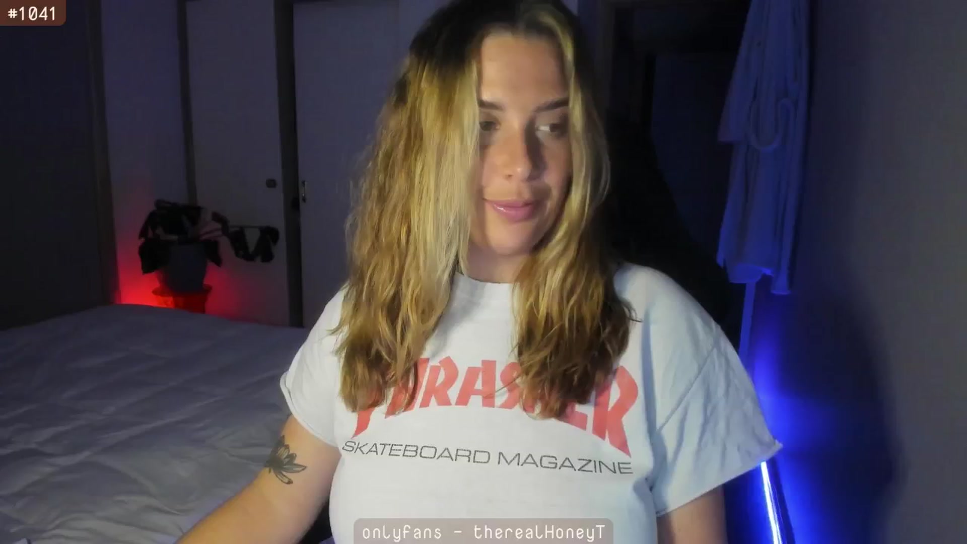 Gallery image thumbnail from HoneyTits_'s myfreecams stream on, 07/25/2024, 09:39 image 7 of 20