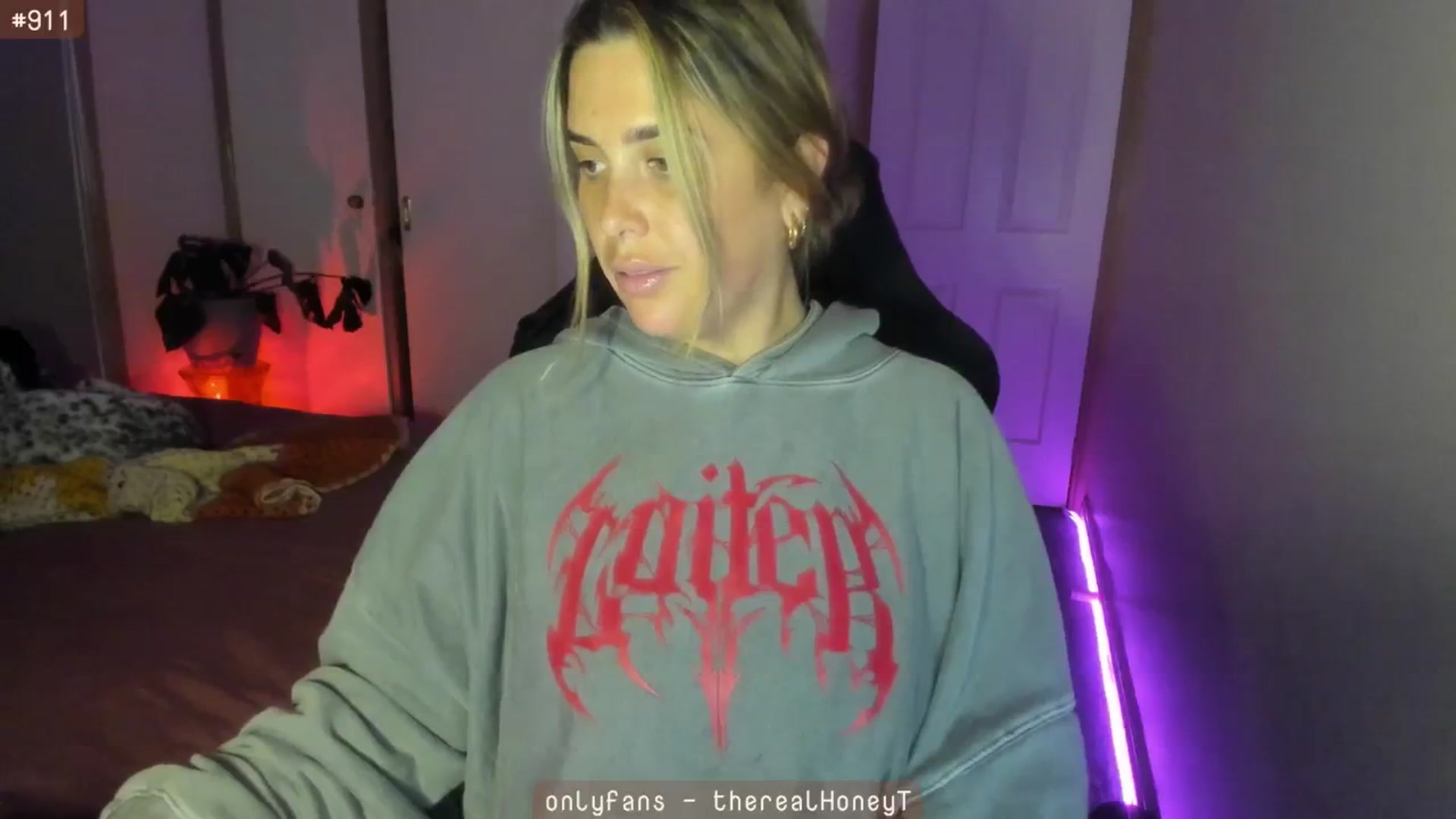 Gallery image thumbnail from HoneyTits_'s myfreecams stream on, 07/30/2024, 07:44 image 17 of 20