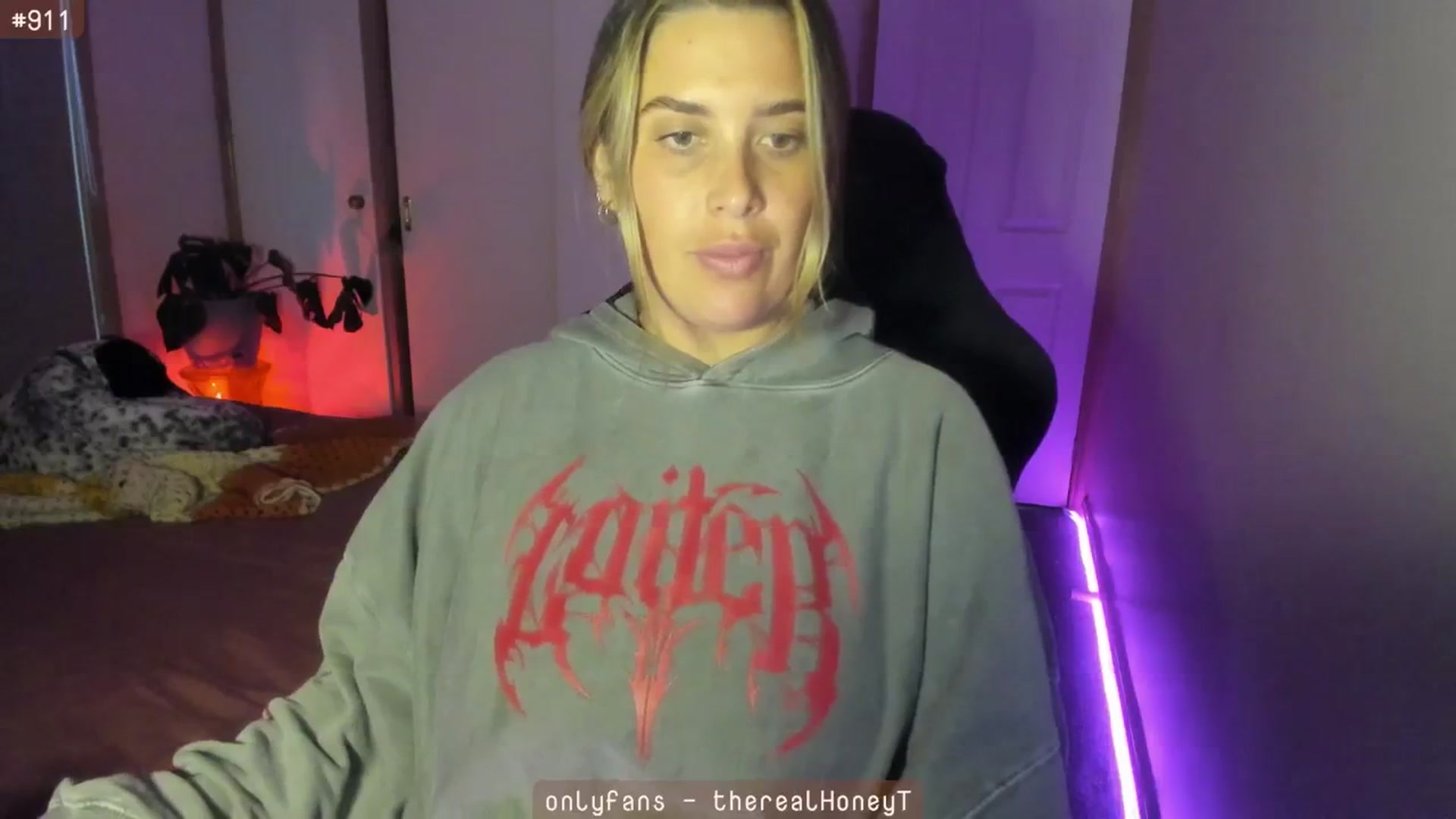 Gallery image thumbnail from HoneyTits_'s myfreecams stream on, 07/30/2024, 07:44 image 9 of 20