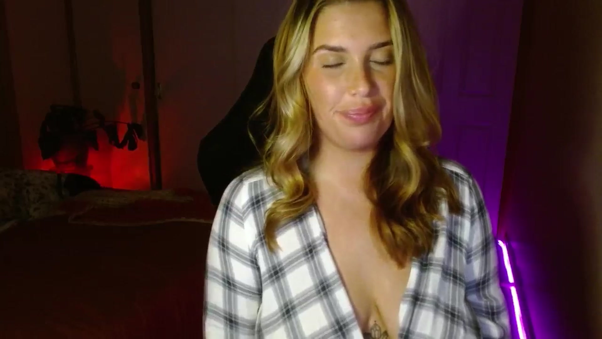 Gallery image thumbnail from HoneyTits_'s myfreecams stream on, 07/31/2024, 09:51 image 14 of 20