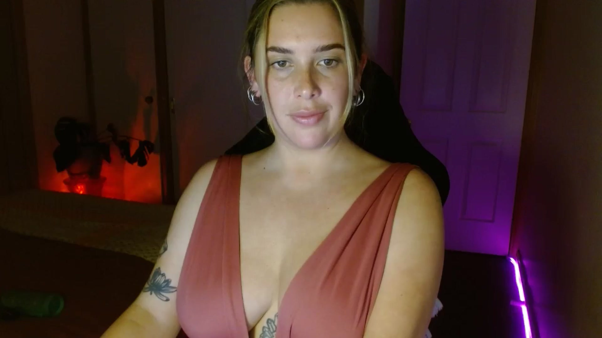 Gallery image thumbnail from HoneyTits_'s myfreecams stream on, 08/05/2024, 09:01 image 11 of 20