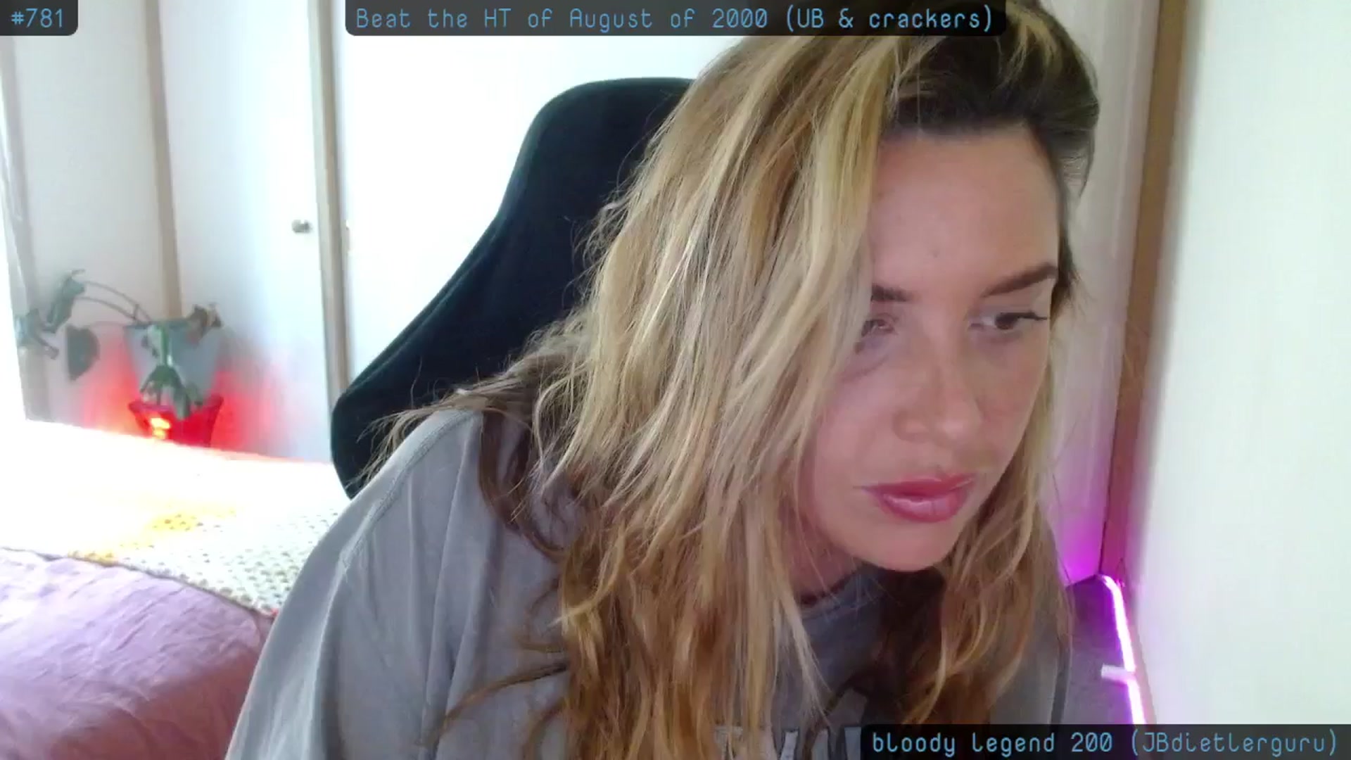 Gallery image thumbnail from HoneyTits_'s myfreecams stream on, 08/22/2024, 06:39 image 1 of 20