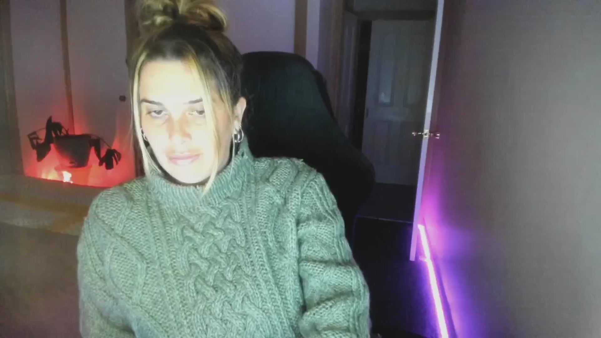 Gallery image thumbnail from HoneyTits_'s myfreecams stream on, 08/27/2024, 09:06 image 18 of 20