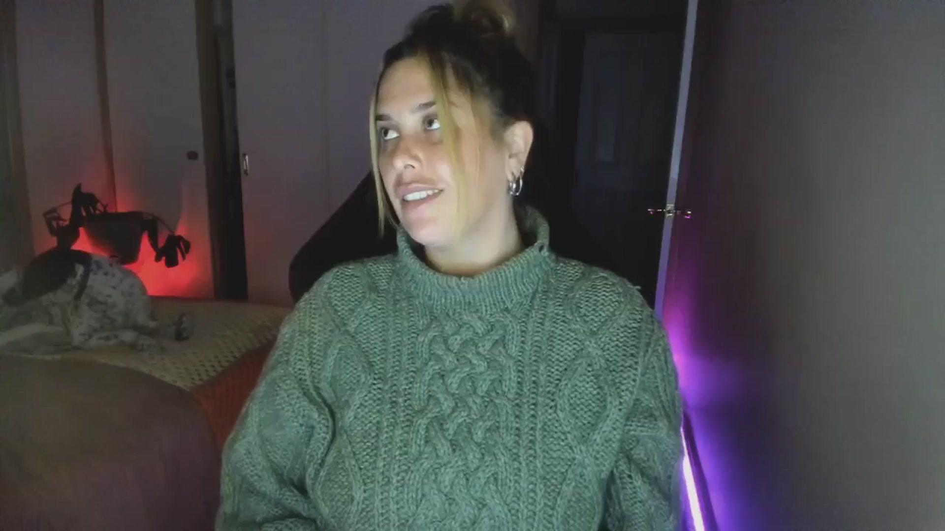 Gallery image thumbnail from HoneyTits_'s myfreecams stream on, 08/27/2024, 09:06 image 13 of 20