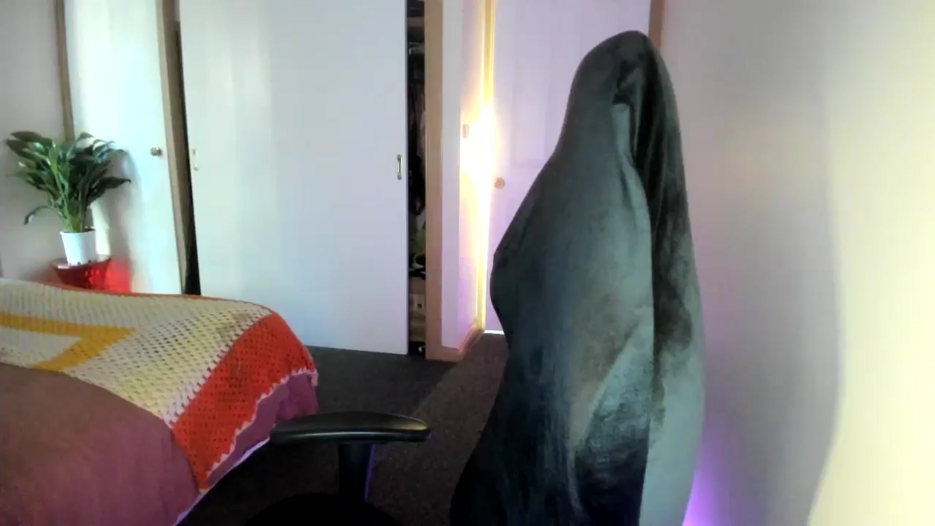 Gallery image thumbnail from HoneyTits_'s myfreecams stream on, 09/01/2024, 07:37 image 7 of 20
