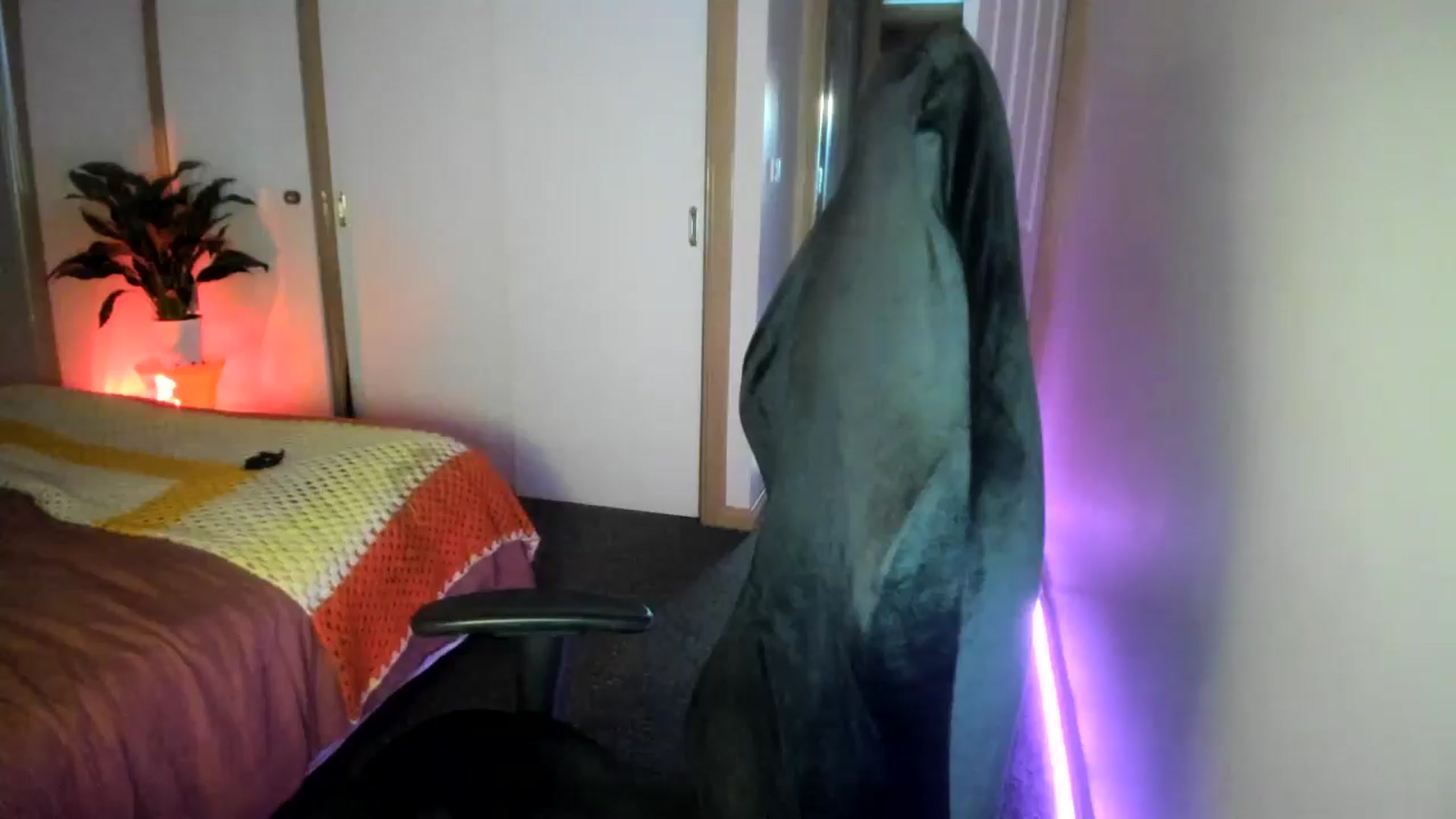 Gallery image thumbnail from HoneyTits_'s myfreecams stream on, 09/10/2024, 08:15 image 18 of 20