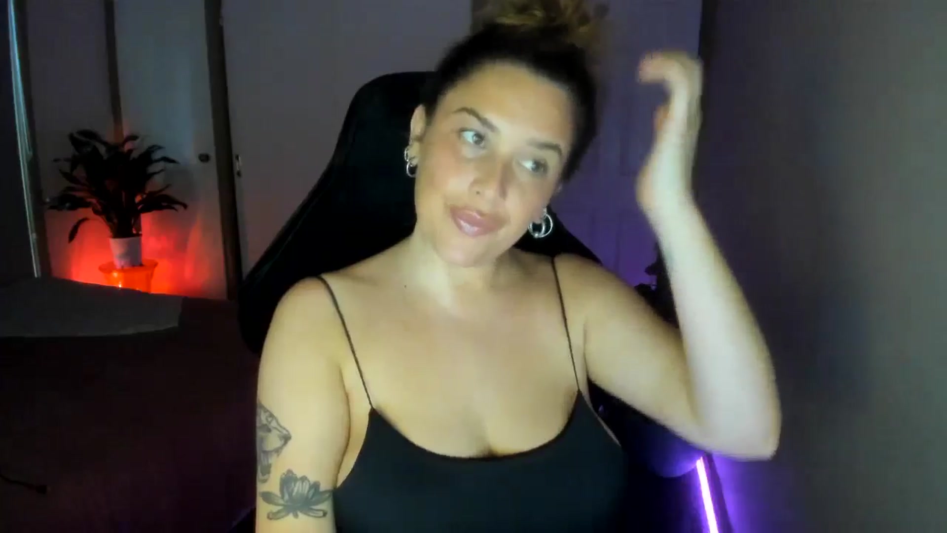 Gallery image thumbnail from HoneyTits_'s myfreecams stream on, 09/11/2024, 07:36 image 16 of 20