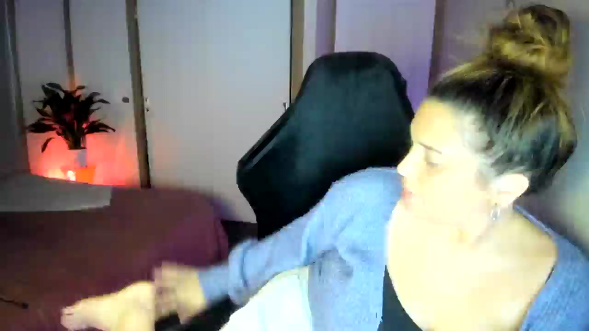 Gallery image thumbnail from HoneyTits_'s myfreecams stream on, 09/11/2024, 08:15 image 18 of 20