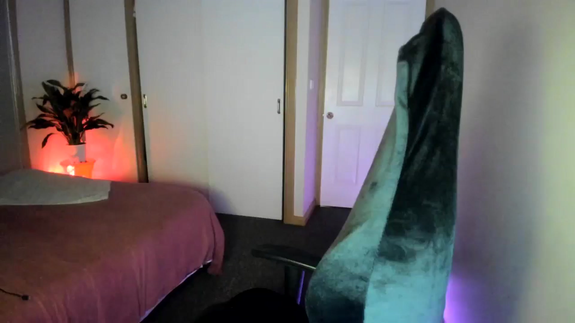 Gallery image thumbnail from HoneyTits_'s myfreecams stream on, 09/11/2024, 08:15 image 17 of 20