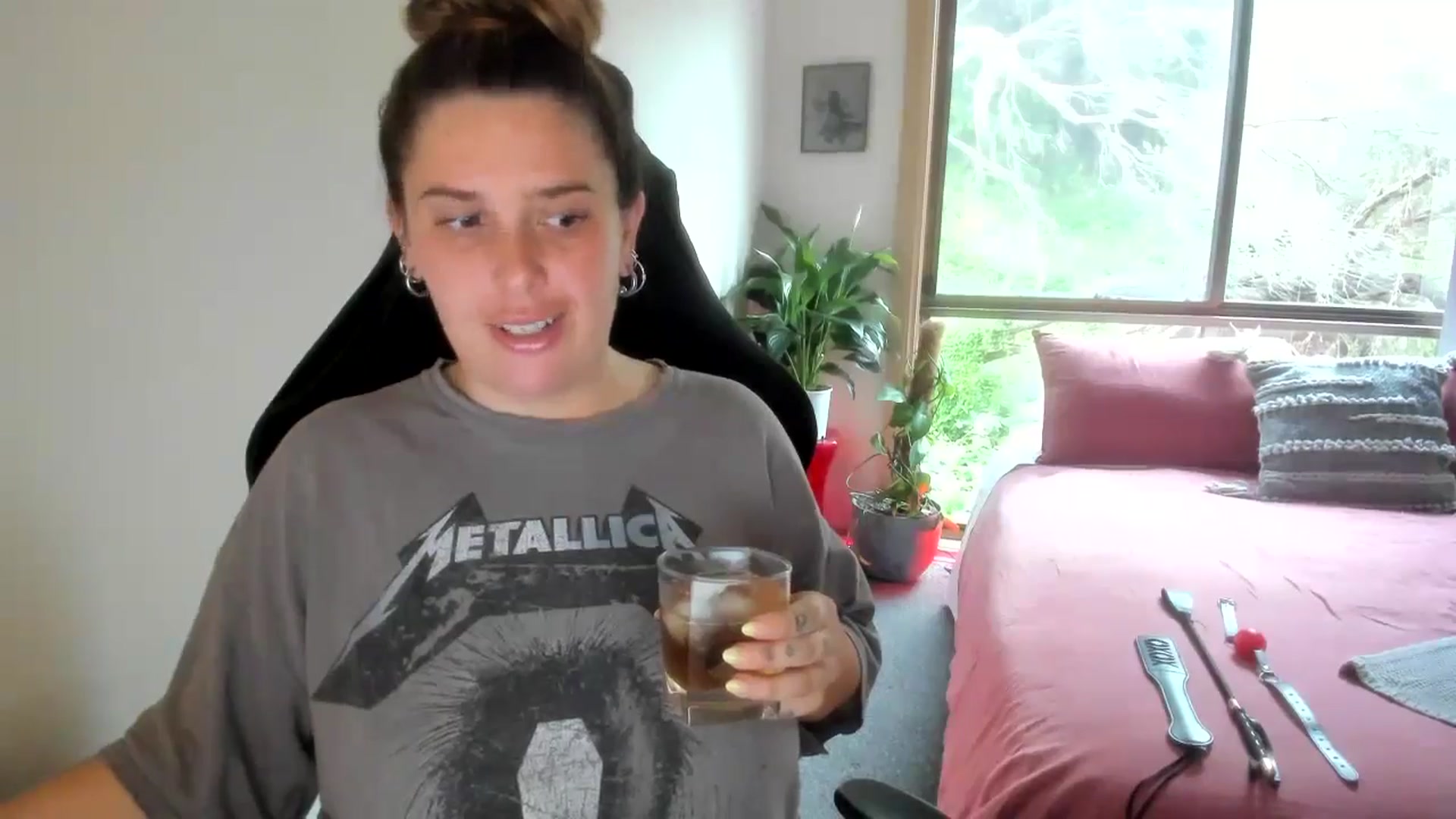 Gallery image thumbnail from HoneyTits_'s myfreecams stream on, 09/23/2024, 10:13 image 4 of 20