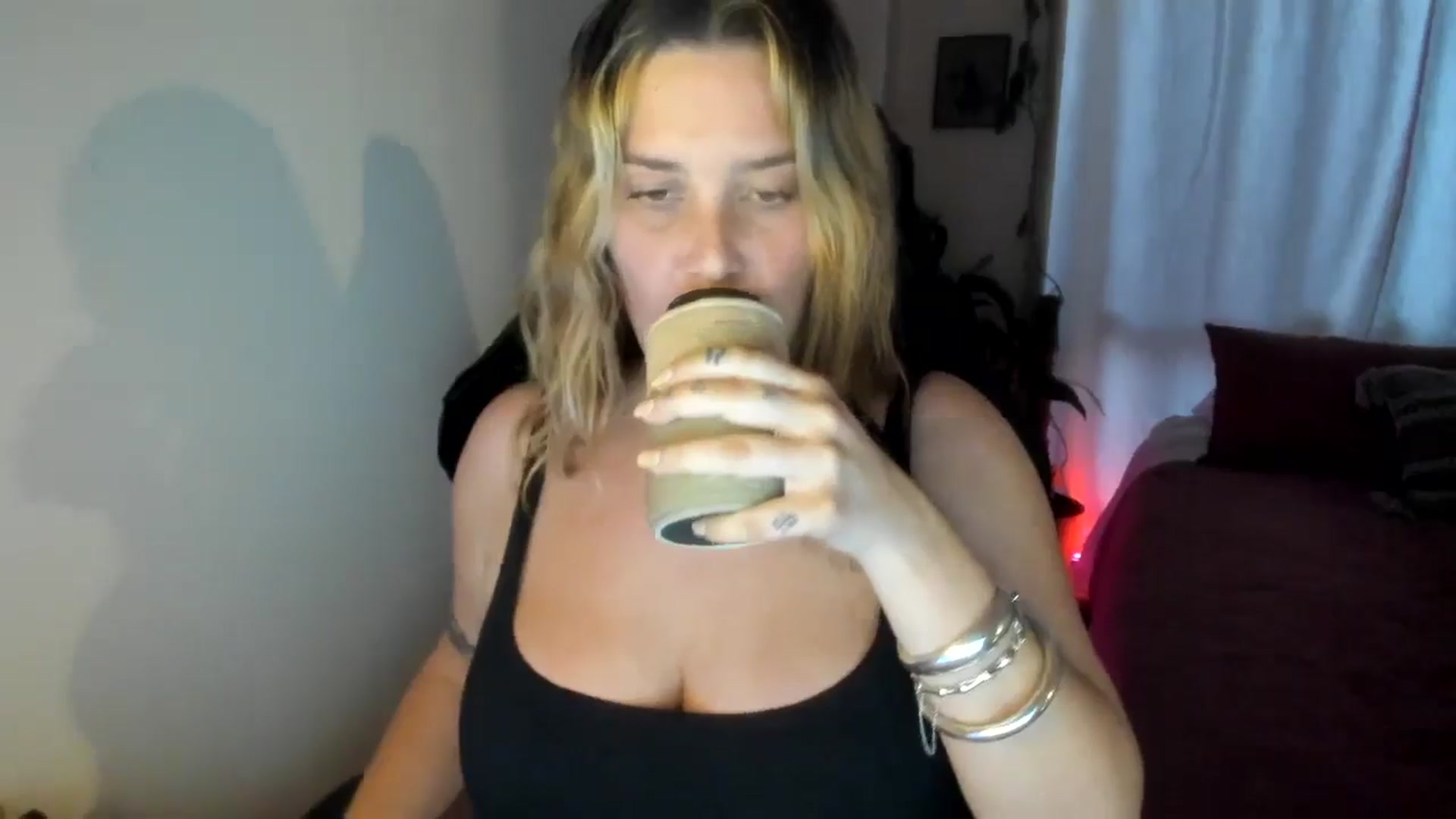 Gallery image thumbnail from HoneyTits_'s myfreecams stream on, 09/30/2024, 08:37 image 20 of 20
