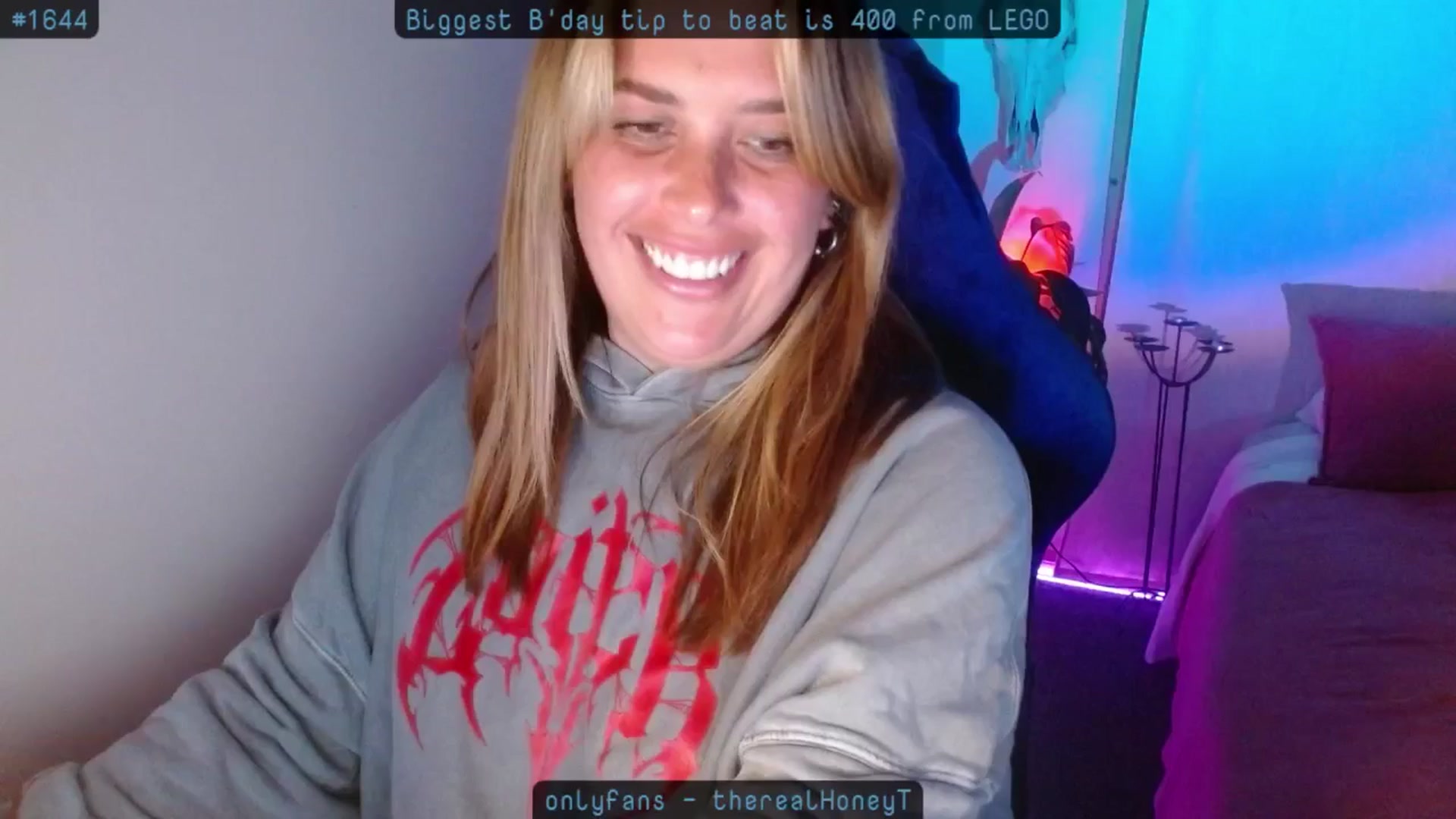 Gallery image thumbnail from HoneyTits_'s myfreecams stream on, 10/09/2024, 10:26 image 3 of 20