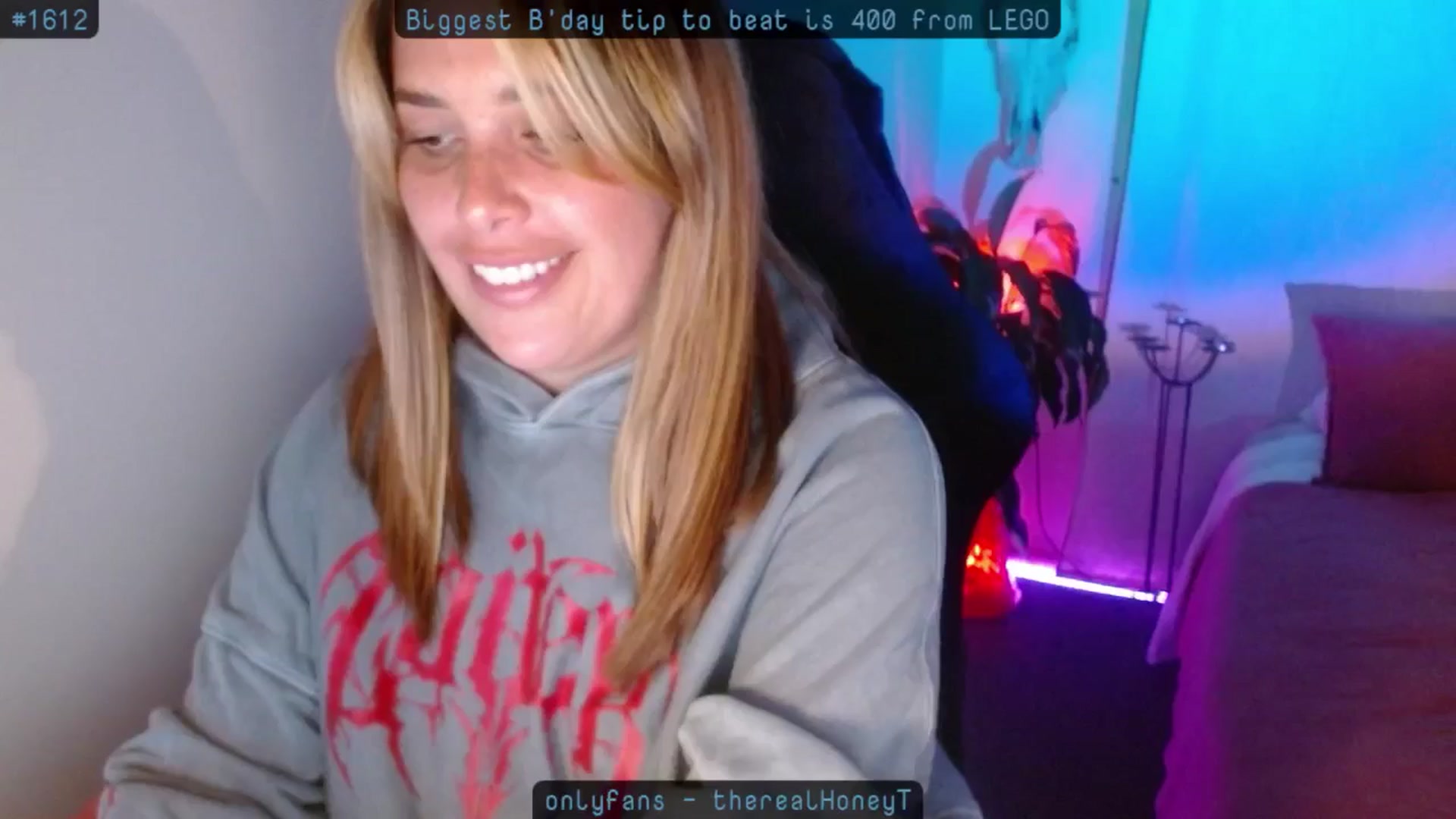 Gallery image thumbnail from HoneyTits_'s myfreecams stream on, 10/09/2024, 10:26 image 8 of 20