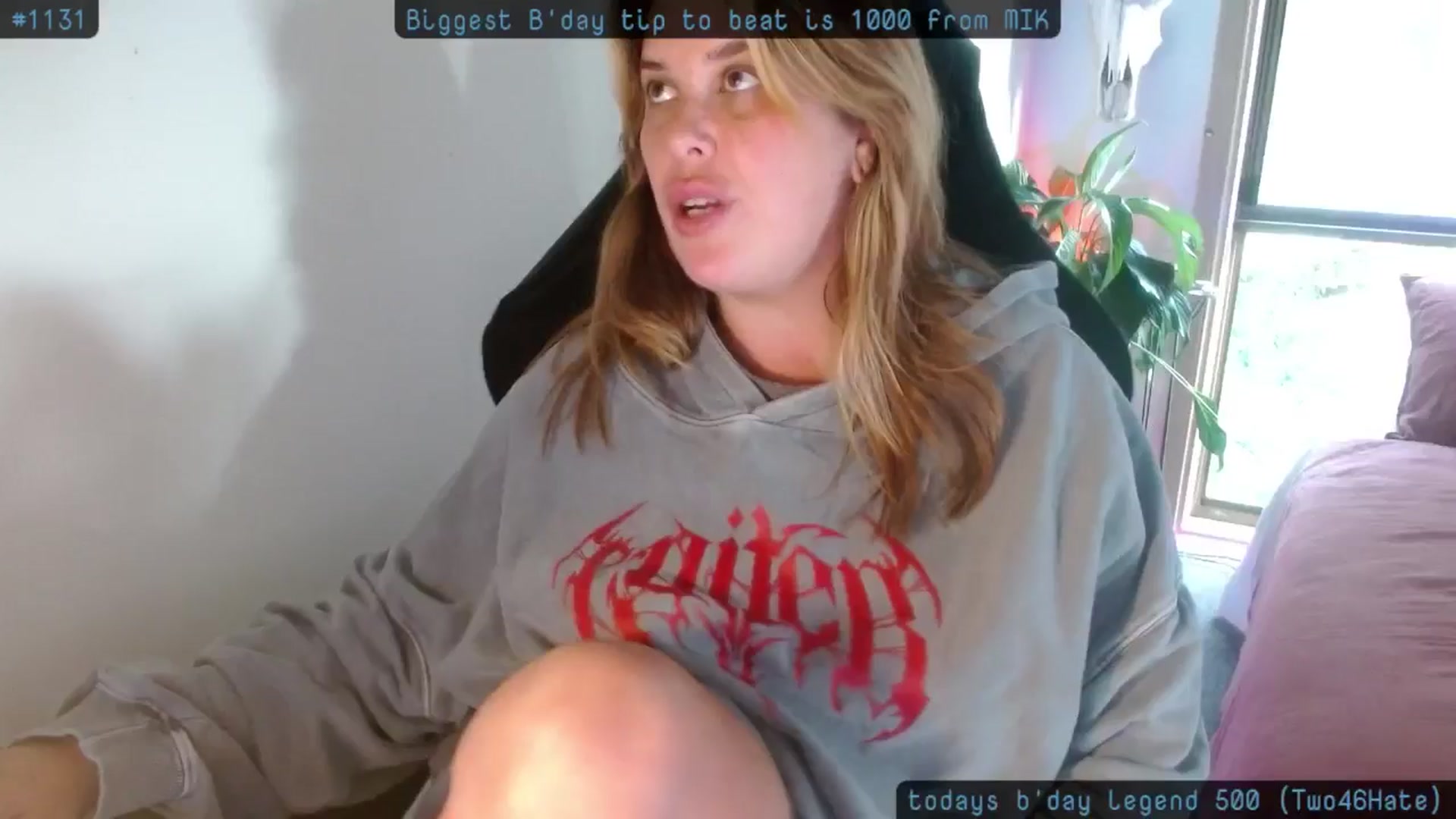 Gallery image thumbnail from HoneyTits_'s myfreecams stream on, 10/11/2024, 07:27 image 3 of 20
