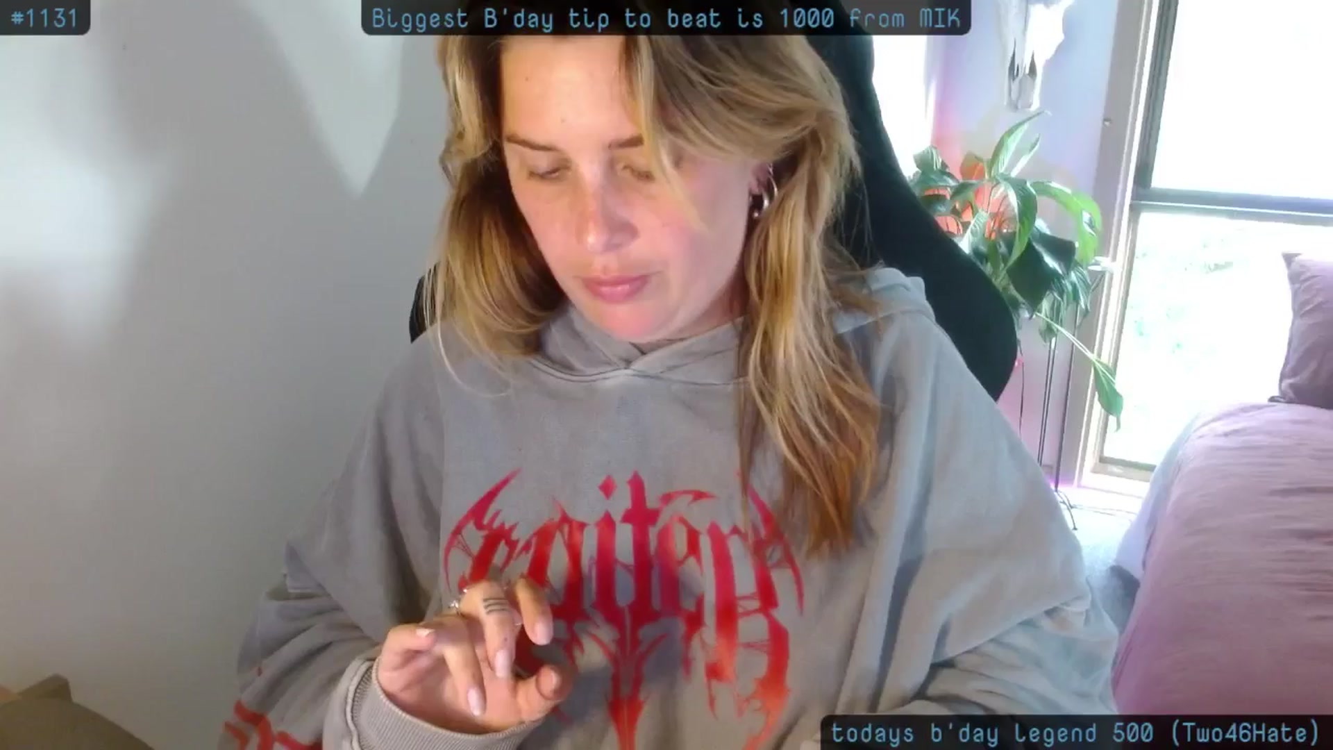 Gallery image thumbnail from HoneyTits_'s myfreecams stream on, 10/11/2024, 07:27 image 1 of 20