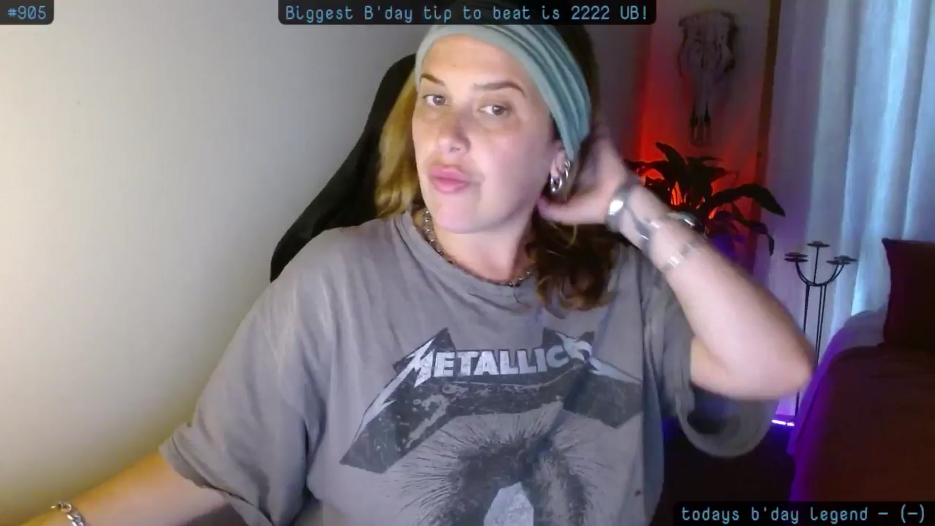 Gallery image thumbnail from HoneyTits_'s myfreecams stream on, 10/21/2024, 11:27 image 1 of 20