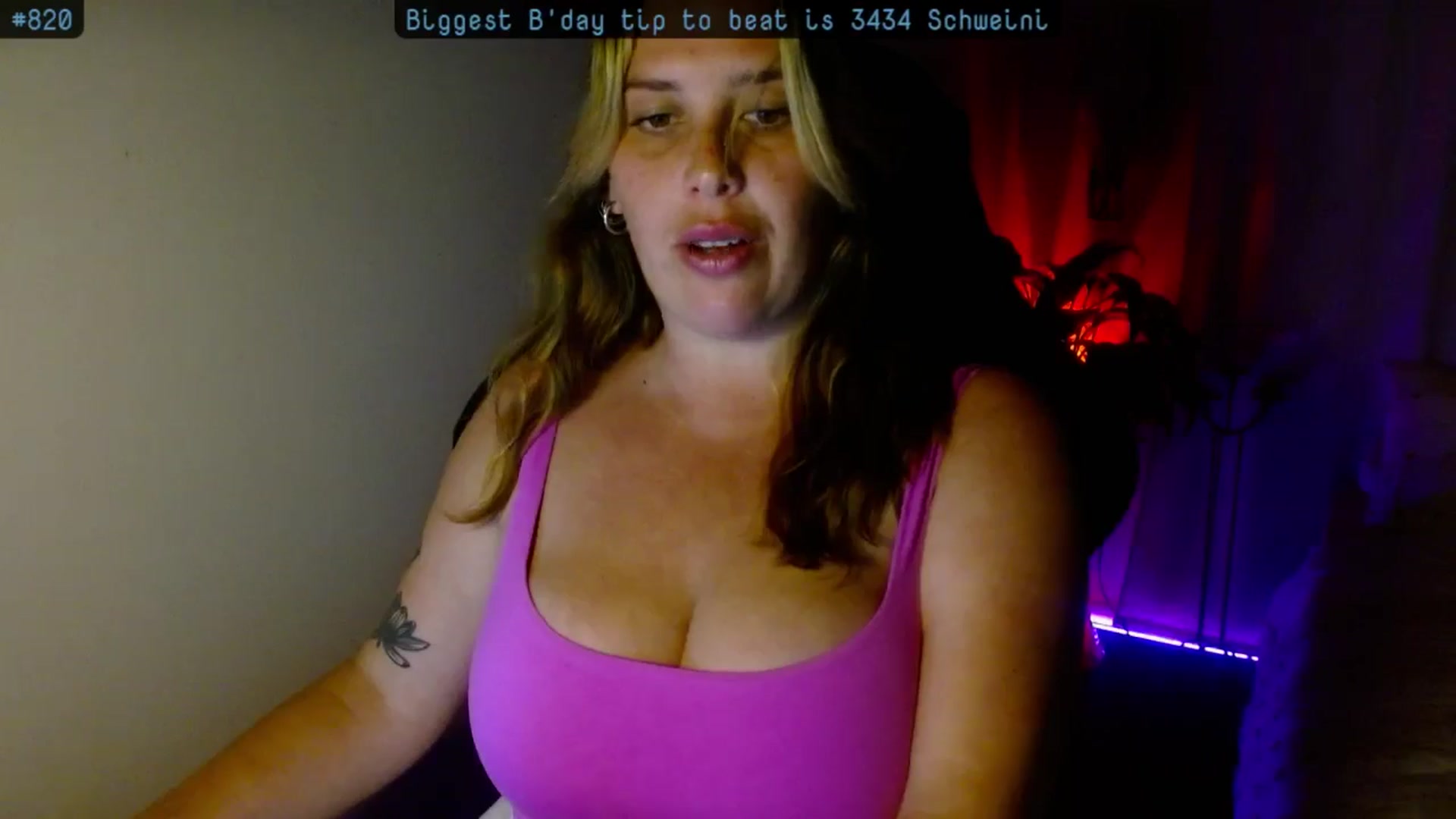 Gallery image thumbnail from HoneyTits_'s myfreecams stream on, 10/31/2024, 09:55 image 16 of 20