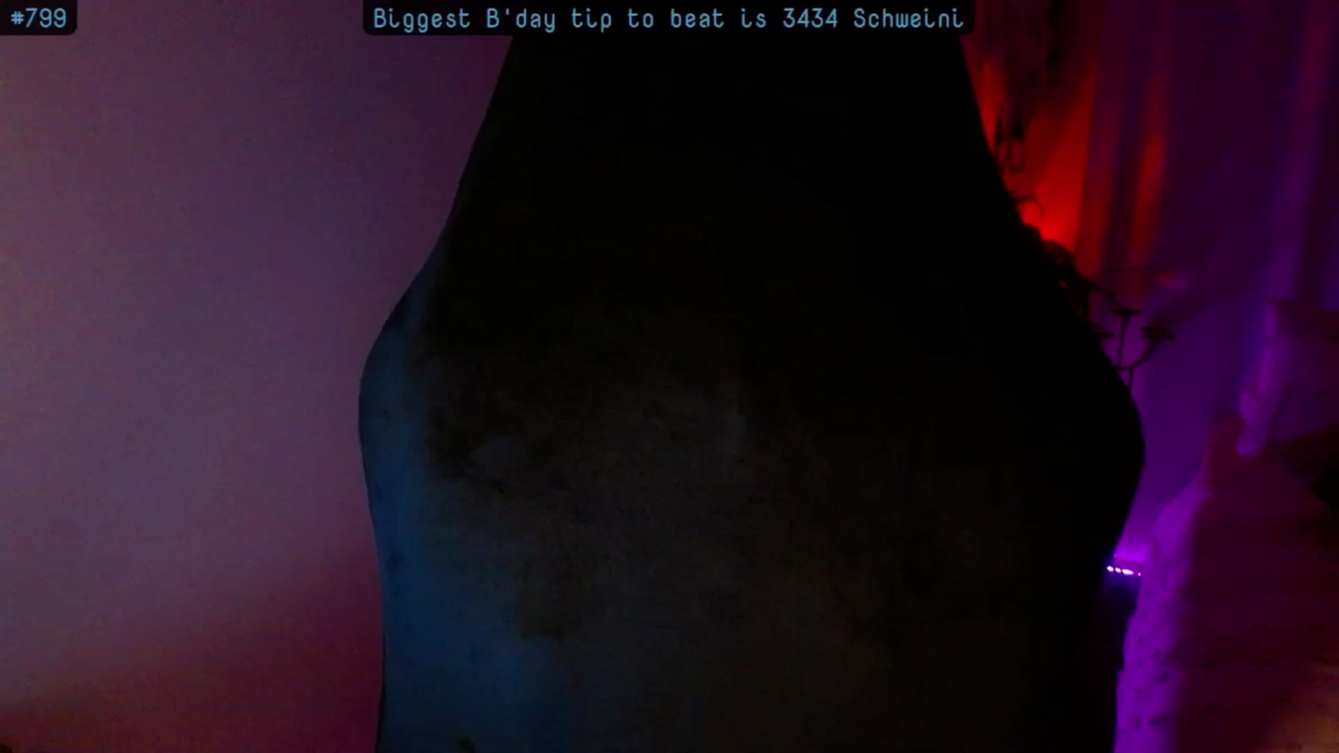 Gallery image thumbnail from HoneyTits_'s myfreecams stream on, 10/31/2024, 10:40 image 8 of 20