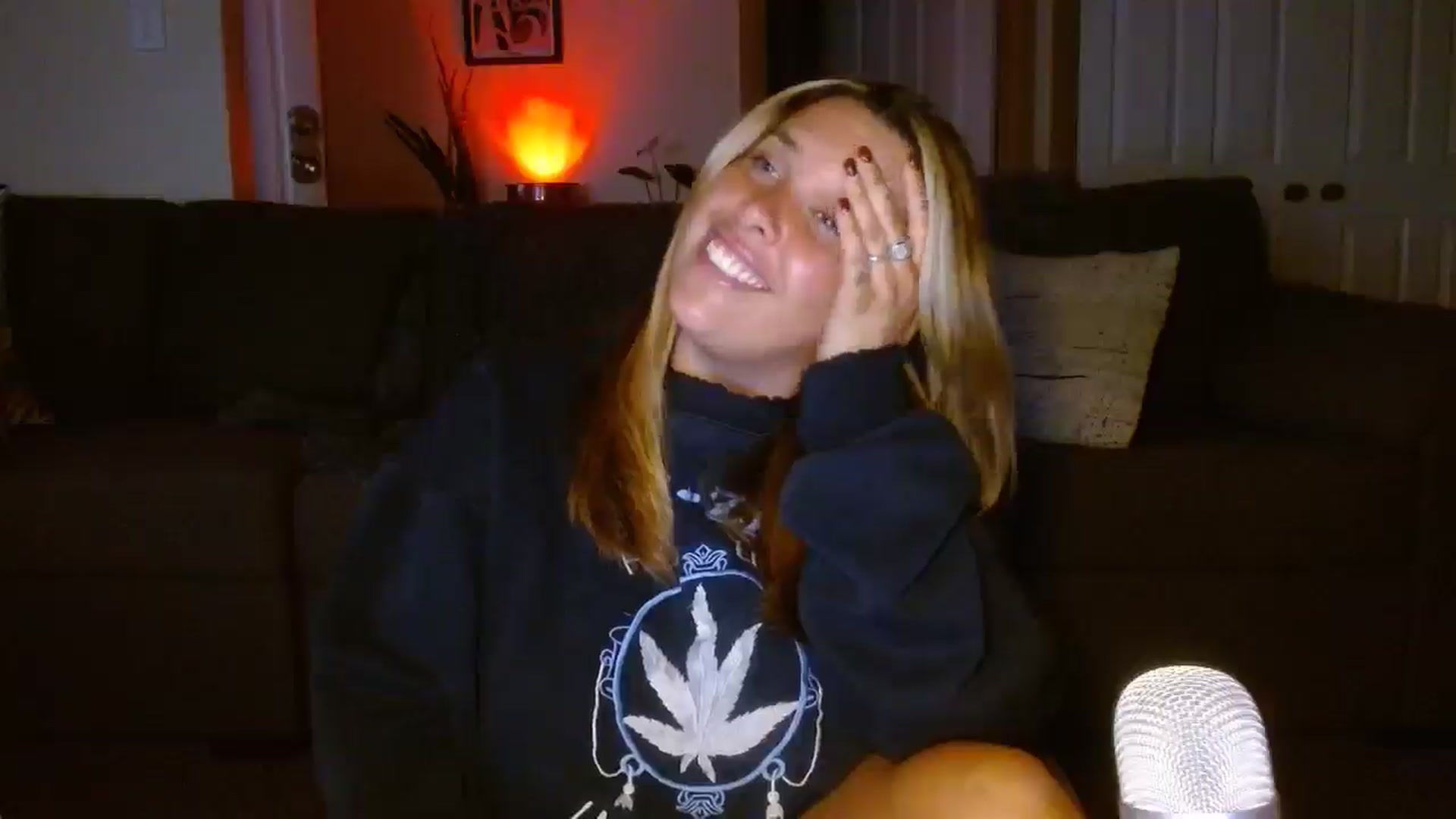 Gallery image thumbnail from HoneyTits_'s myfreecams stream on, 12/18/2024, 10:10 image 20 of 20