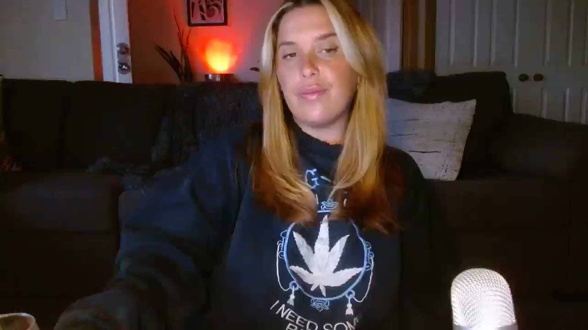 Gallery image thumbnail from HoneyTits_'s myfreecams stream on, 12/18/2024, 10:10 image 19 of 20