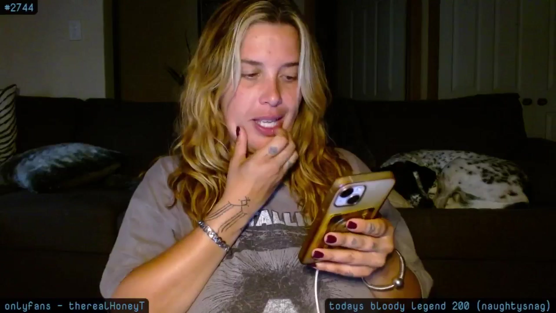Gallery image thumbnail from HoneyTits_'s myfreecams stream on, 12/20/2024, 11:20 image 6 of 20