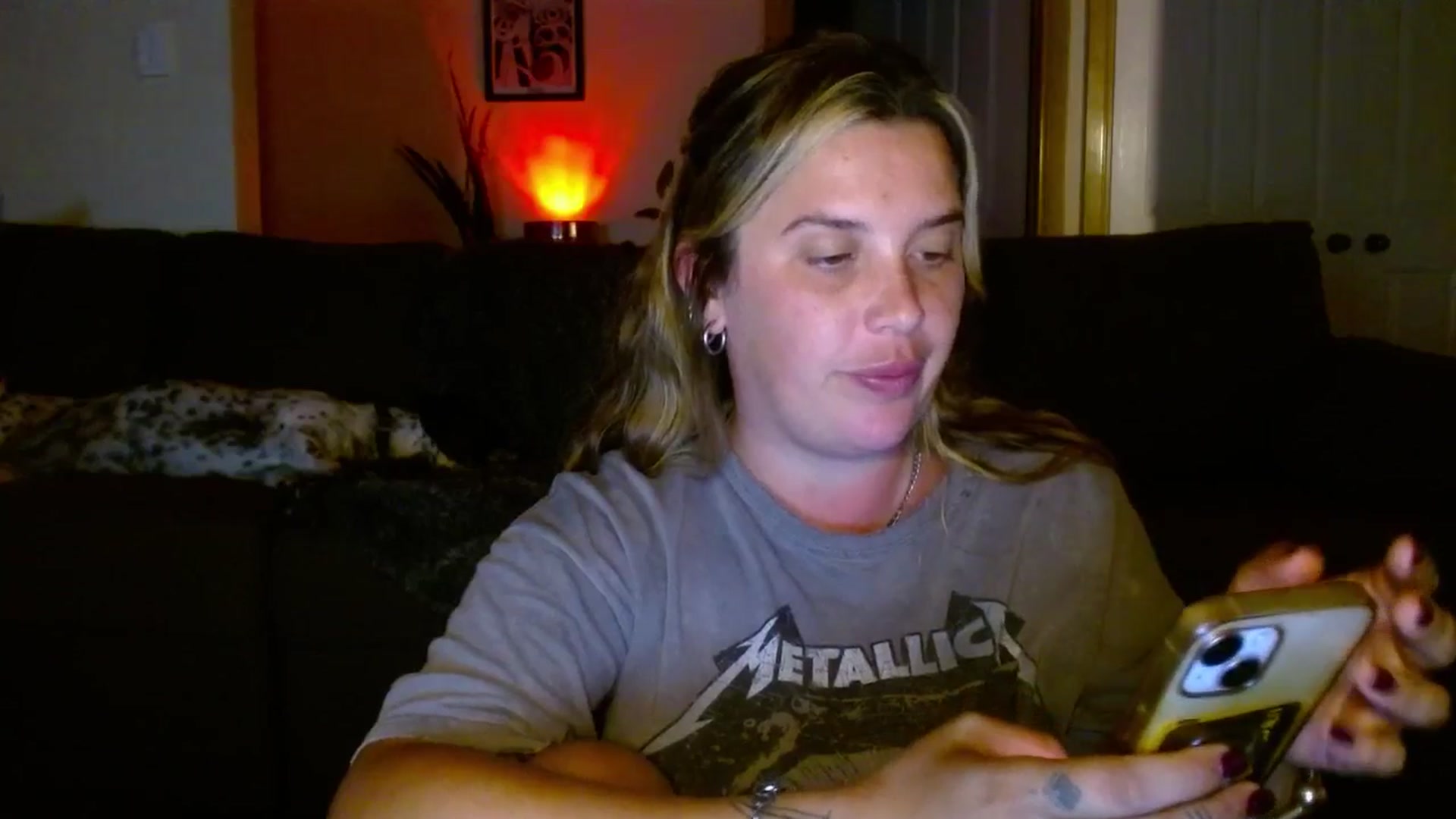 Gallery image thumbnail from HoneyTits_'s myfreecams stream on, 12/20/2024, 13:07 image 17 of 20