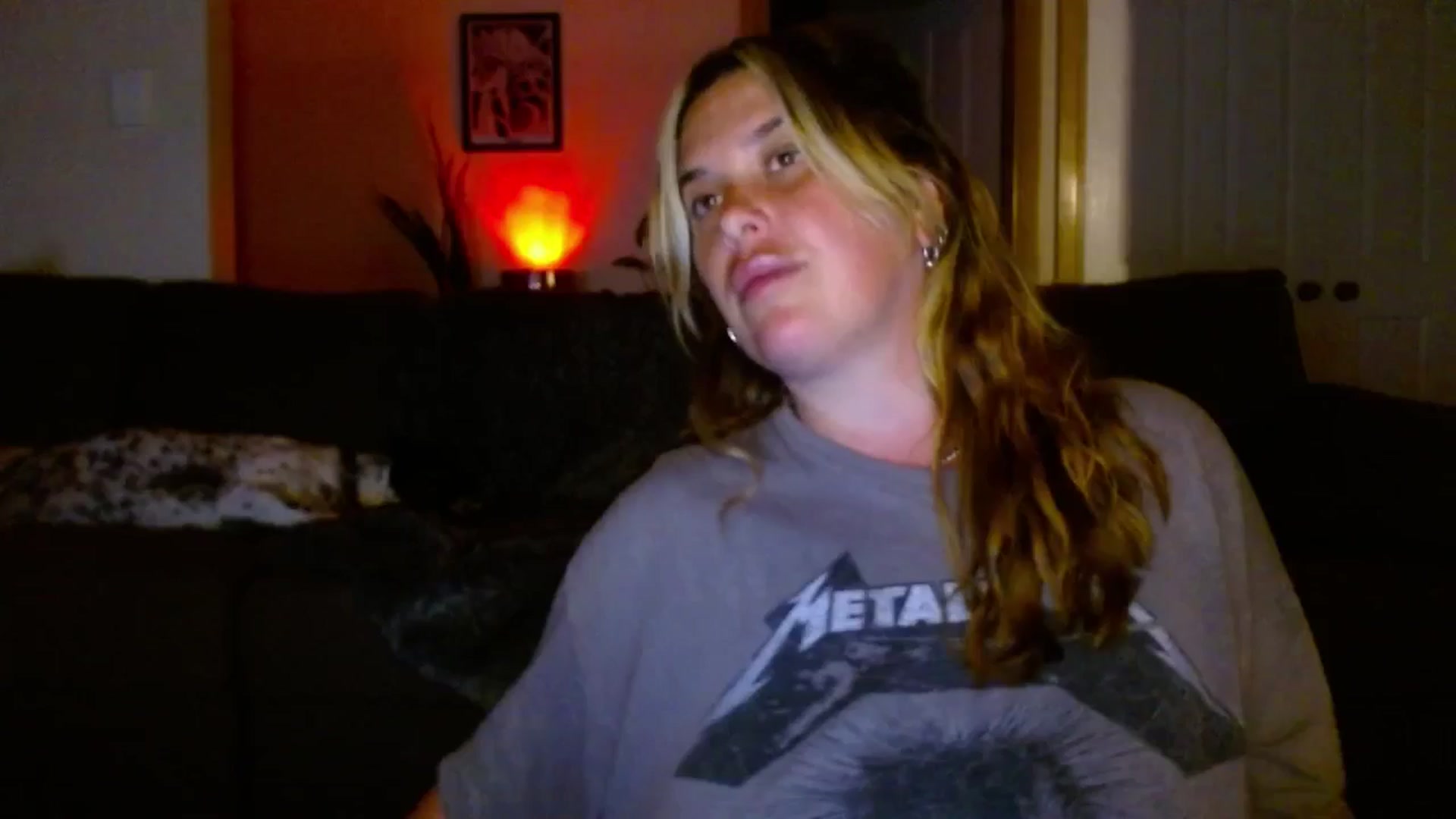 Gallery image thumbnail from HoneyTits_'s myfreecams stream on, 12/20/2024, 13:07 image 6 of 20