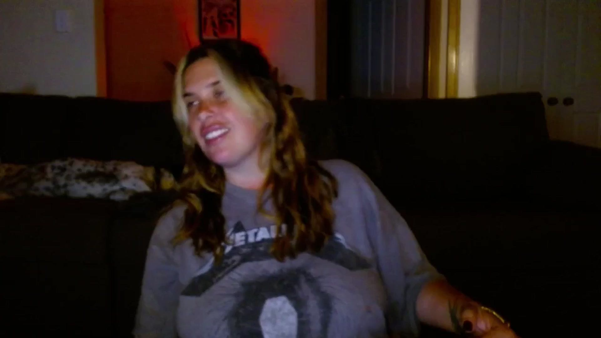 Gallery image thumbnail from HoneyTits_'s myfreecams stream on, 12/20/2024, 13:07 image 12 of 20