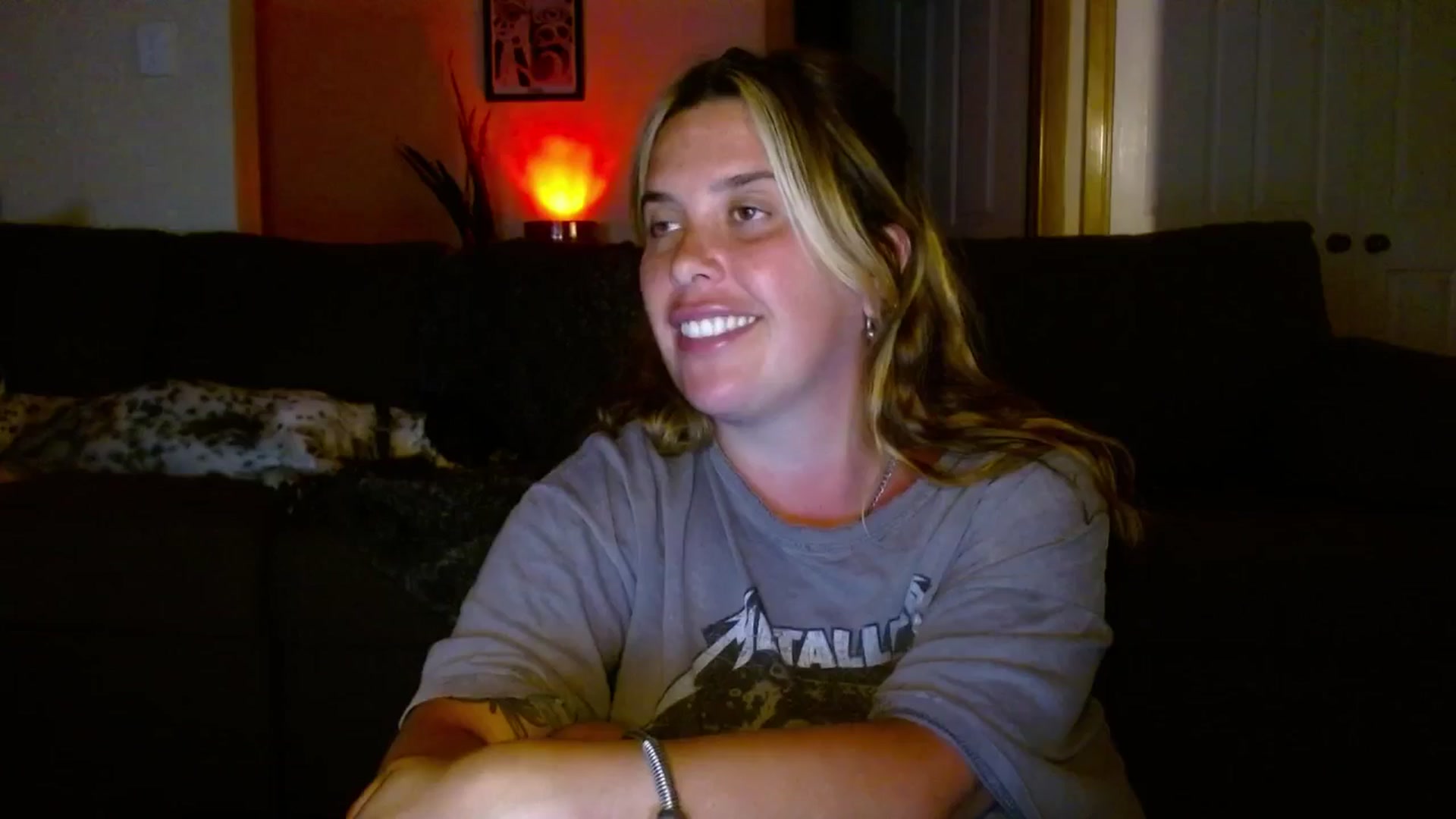 Gallery image thumbnail from HoneyTits_'s myfreecams stream on, 12/20/2024, 13:07 image 18 of 20