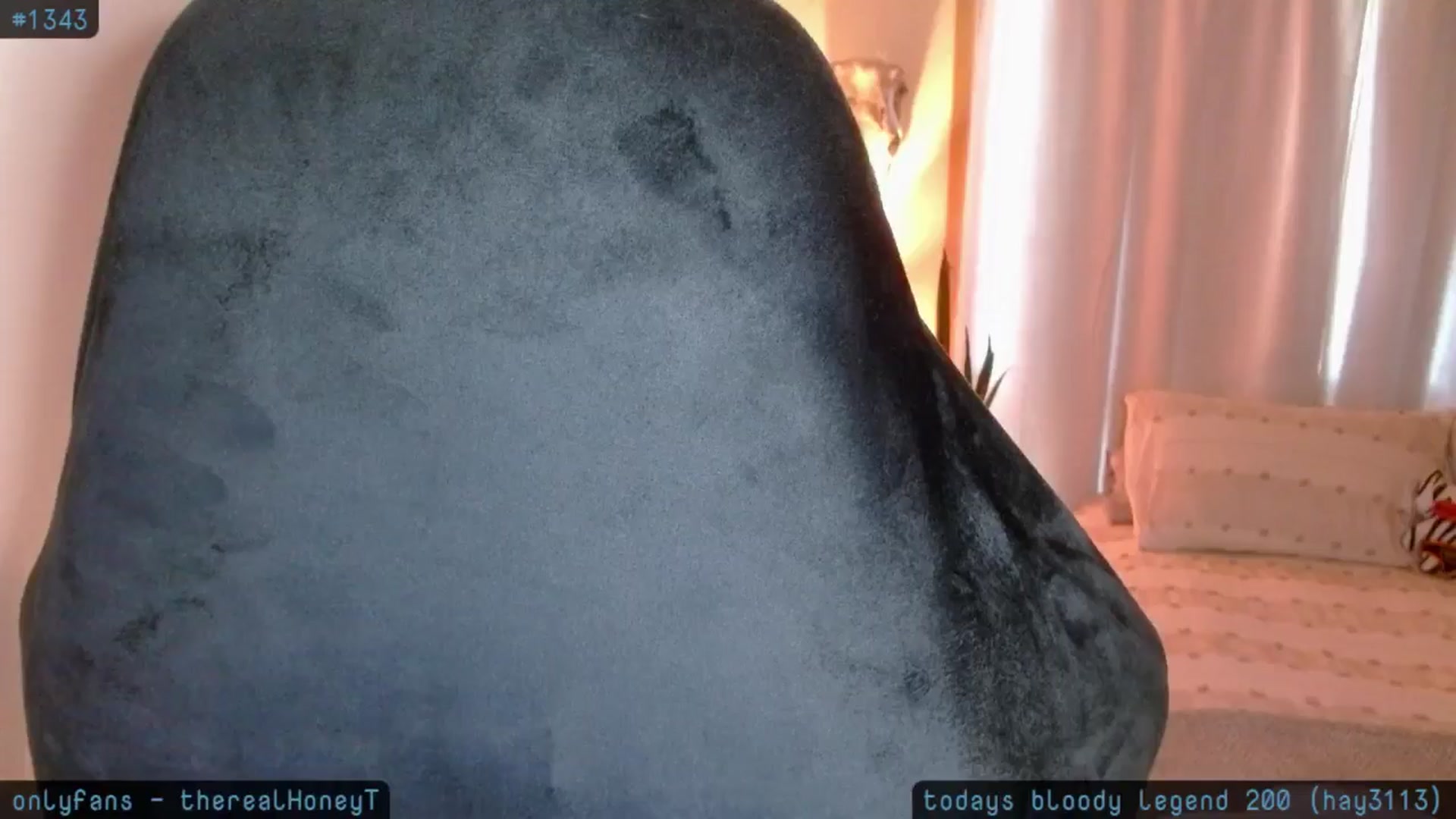 Gallery image thumbnail from HoneyTits_'s myfreecams stream on, 04/18/2025, 07:49 image 14 of 20