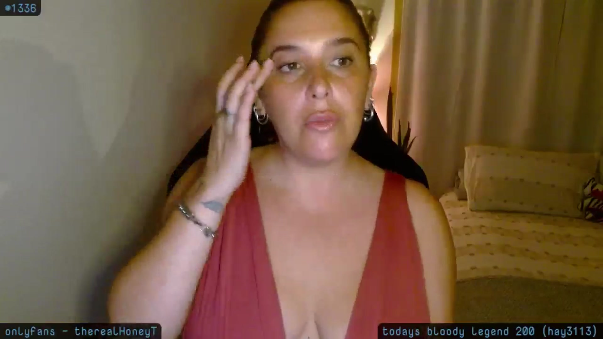 Gallery image thumbnail from HoneyTits_'s myfreecams stream on, 04/18/2025, 09:10 image 14 of 20