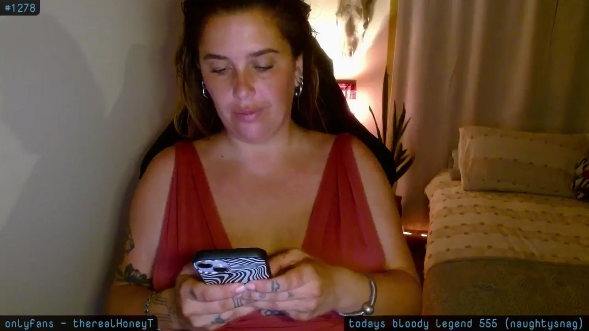 Gallery image thumbnail from HoneyTits_'s myfreecams stream on, 04/18/2025, 11:01 image 15 of 20