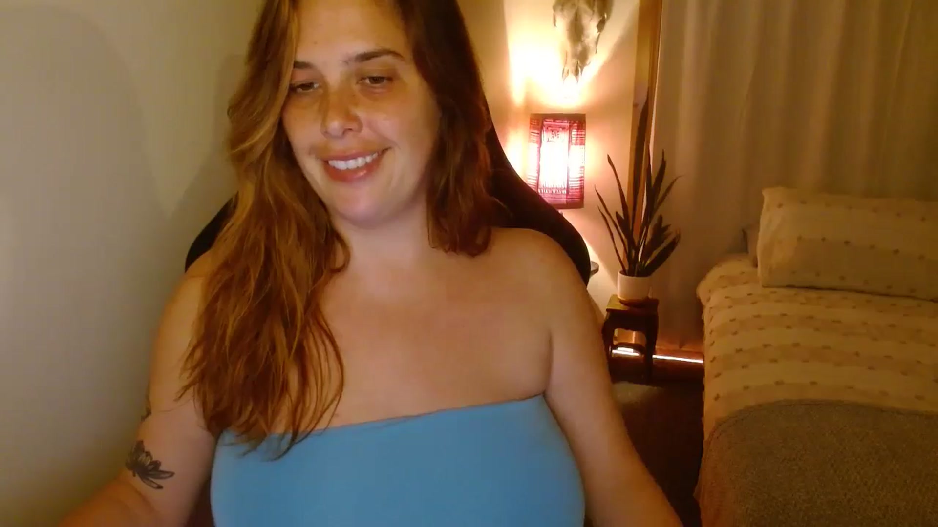 Gallery image thumbnail from HoneyTits_'s myfreecams stream on, 04/19/2025, 10:45 image 15 of 20