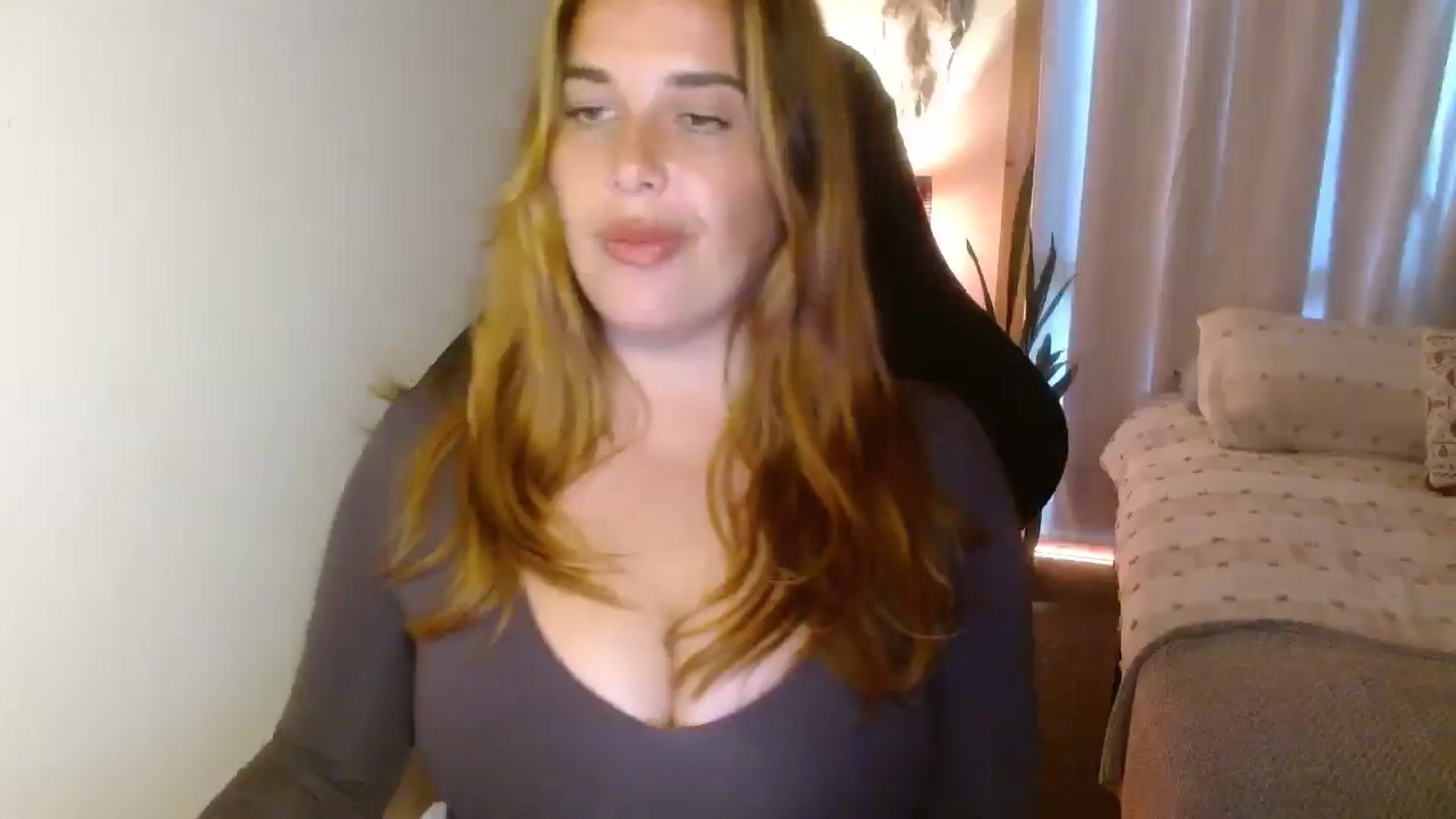 Gallery image thumbnail from HoneyTits_'s myfreecams stream on, 04/21/2025, 11:29 image 4 of 20