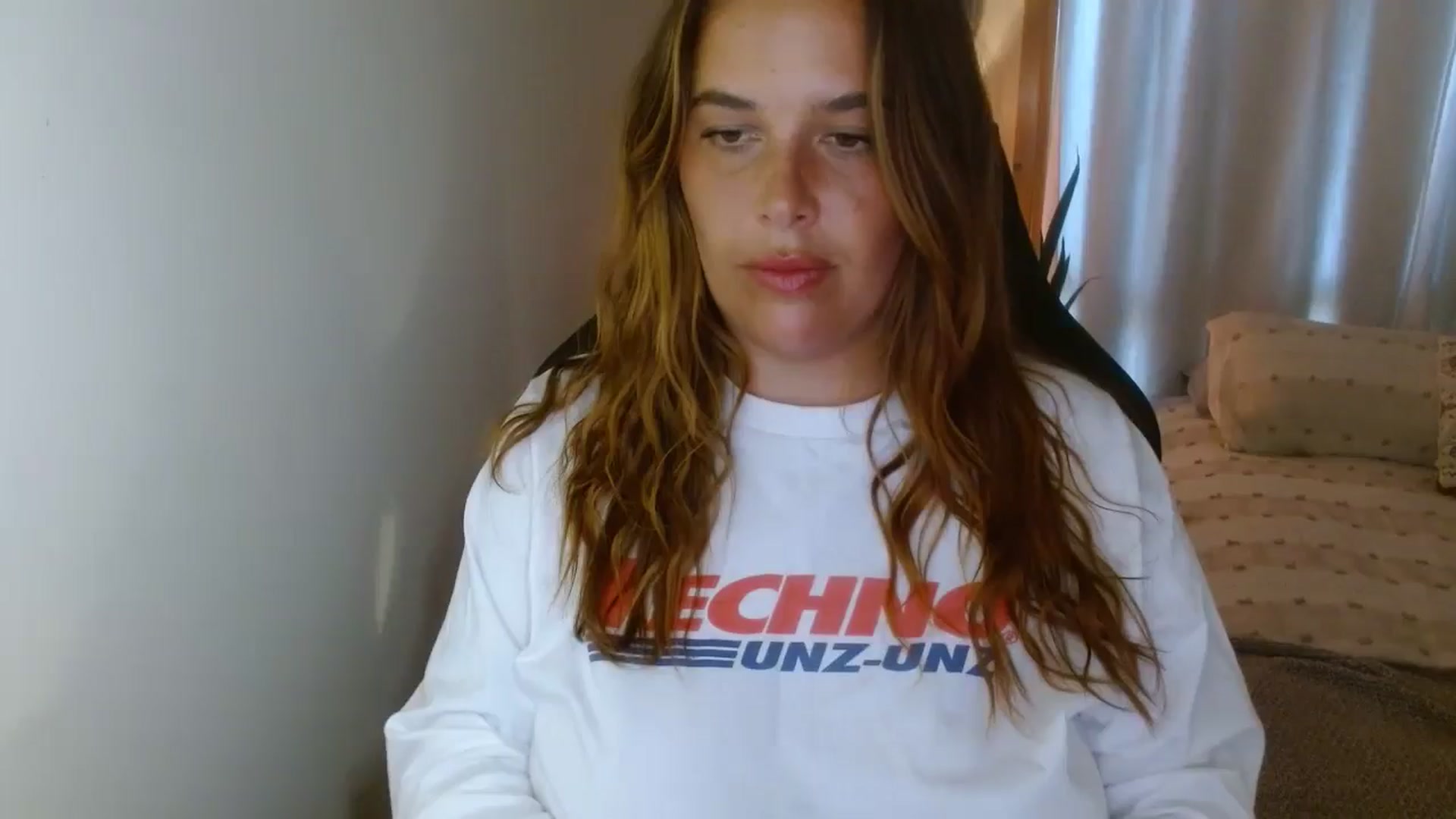 Gallery image thumbnail from HoneyTits_'s myfreecams stream on, 04/23/2025, 07:36 image 8 of 20